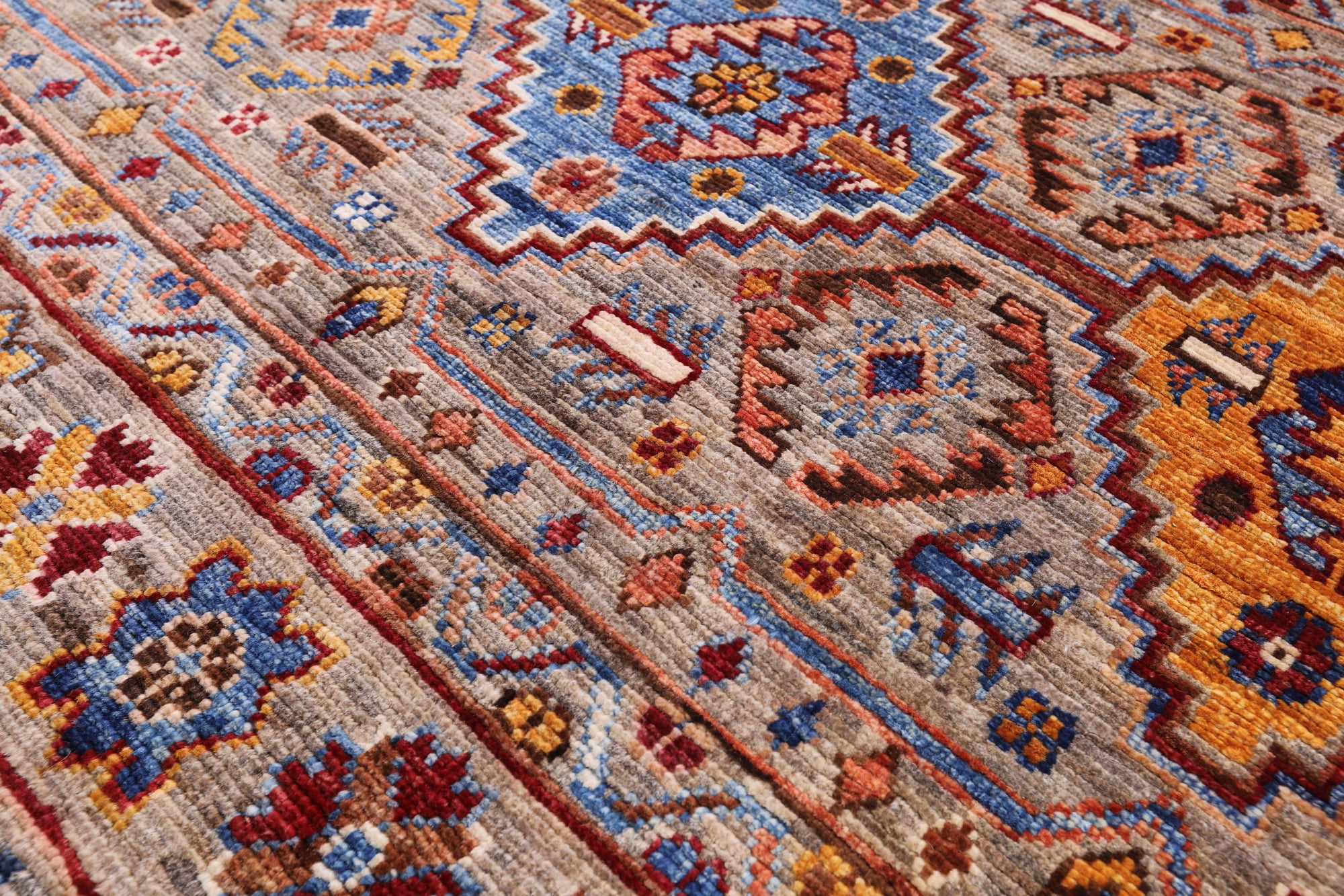Khorjin Persian Gabbeh Hand Knotted Wool Rug - 4' 10" X 7' 0" - Golden Nile