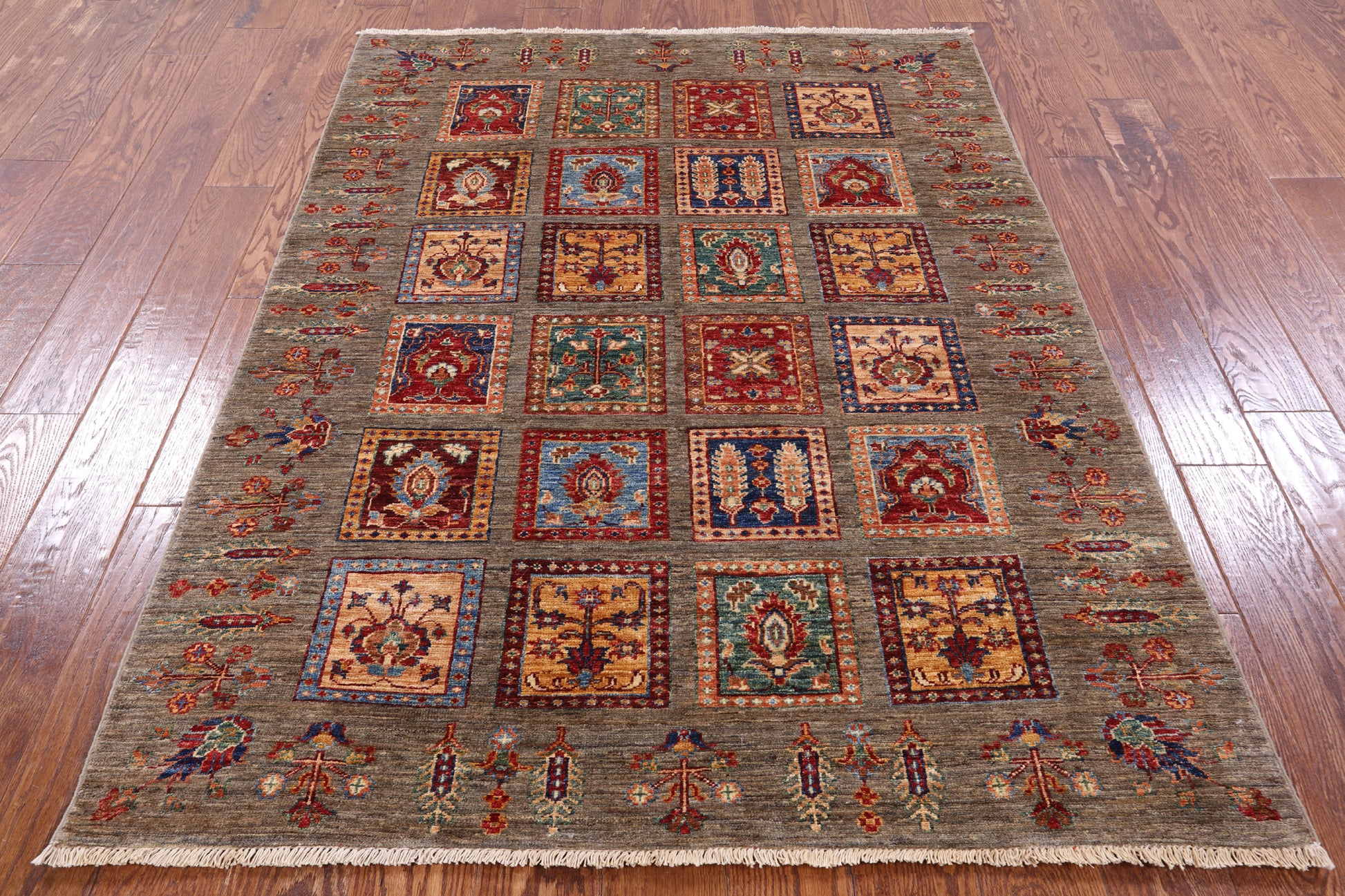 Tribal Gabbeh Hand Knotted Wool Rug - 4' 4" X 5' 10" - Golden Nile