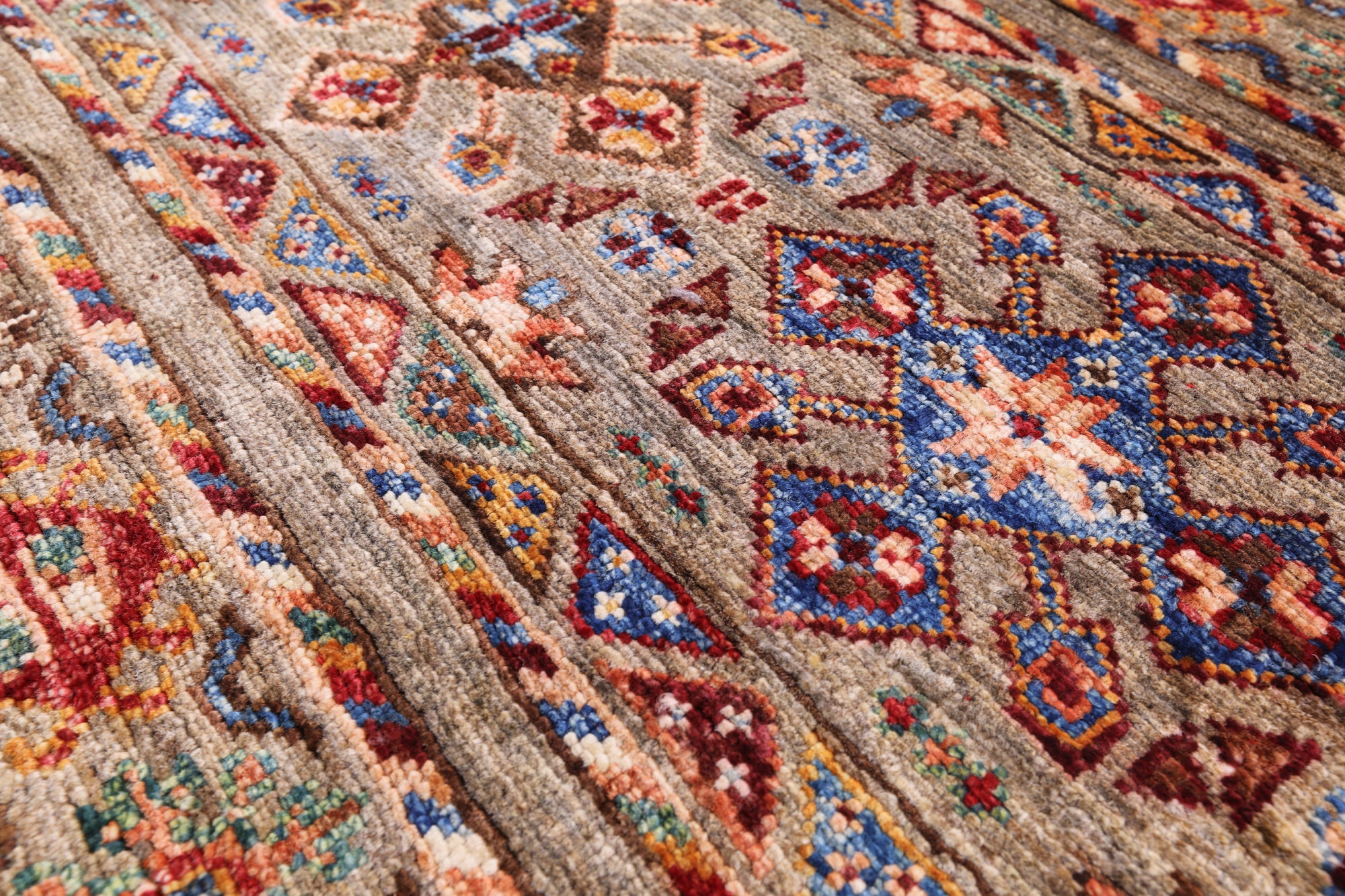 Khorjin Persian Gabbeh Hand Knotted Wool Rug - 3' 3" X 4' 11" - Golden Nile
