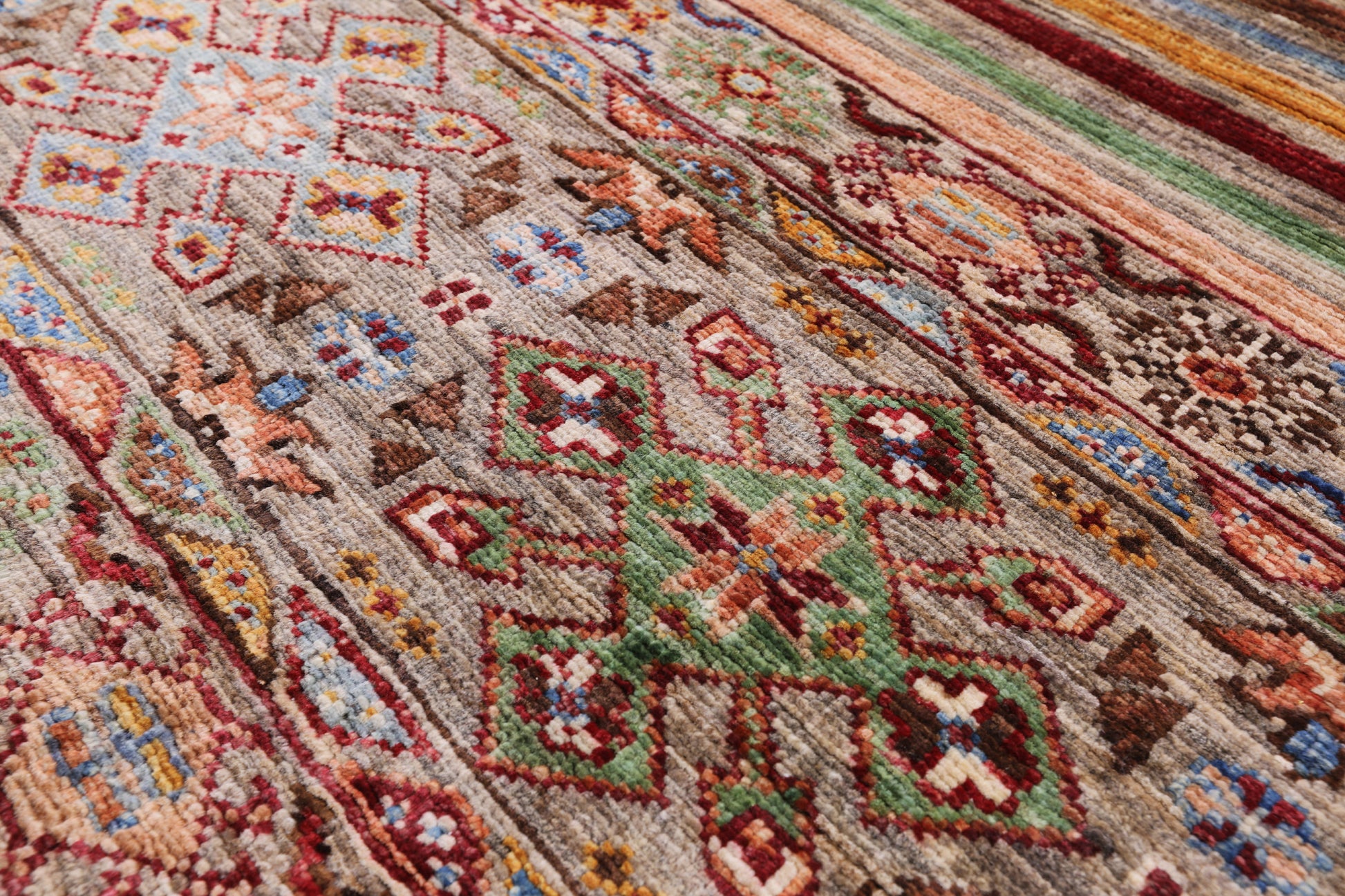 Khorjin Persian Gabbeh Handmade Wool Rug - 2' 8" X 3' 11" - Golden Nile