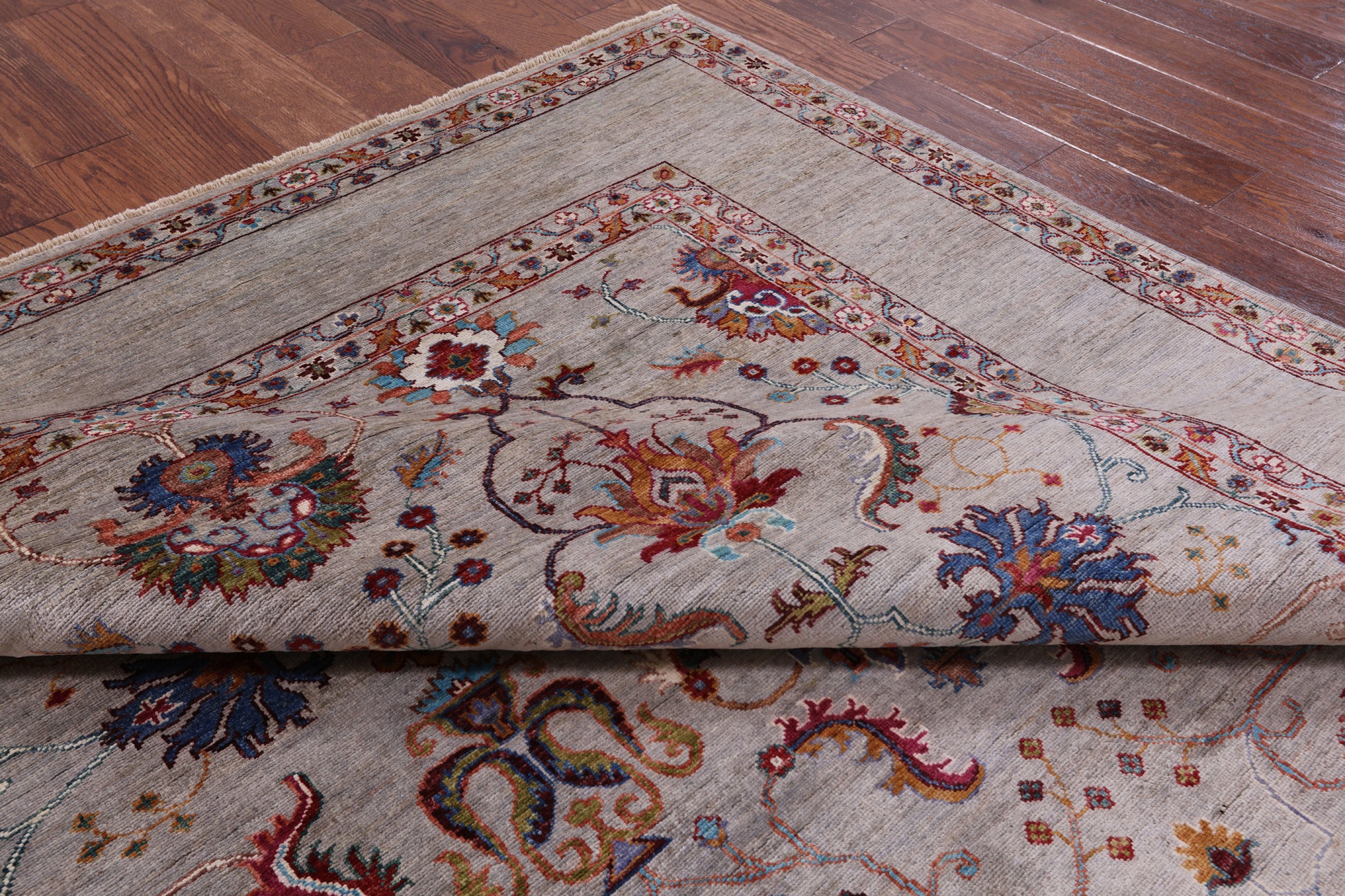 Peshawar Hand Knotted Wool Rug - 6' 11" X 9' 9" - Golden Nile