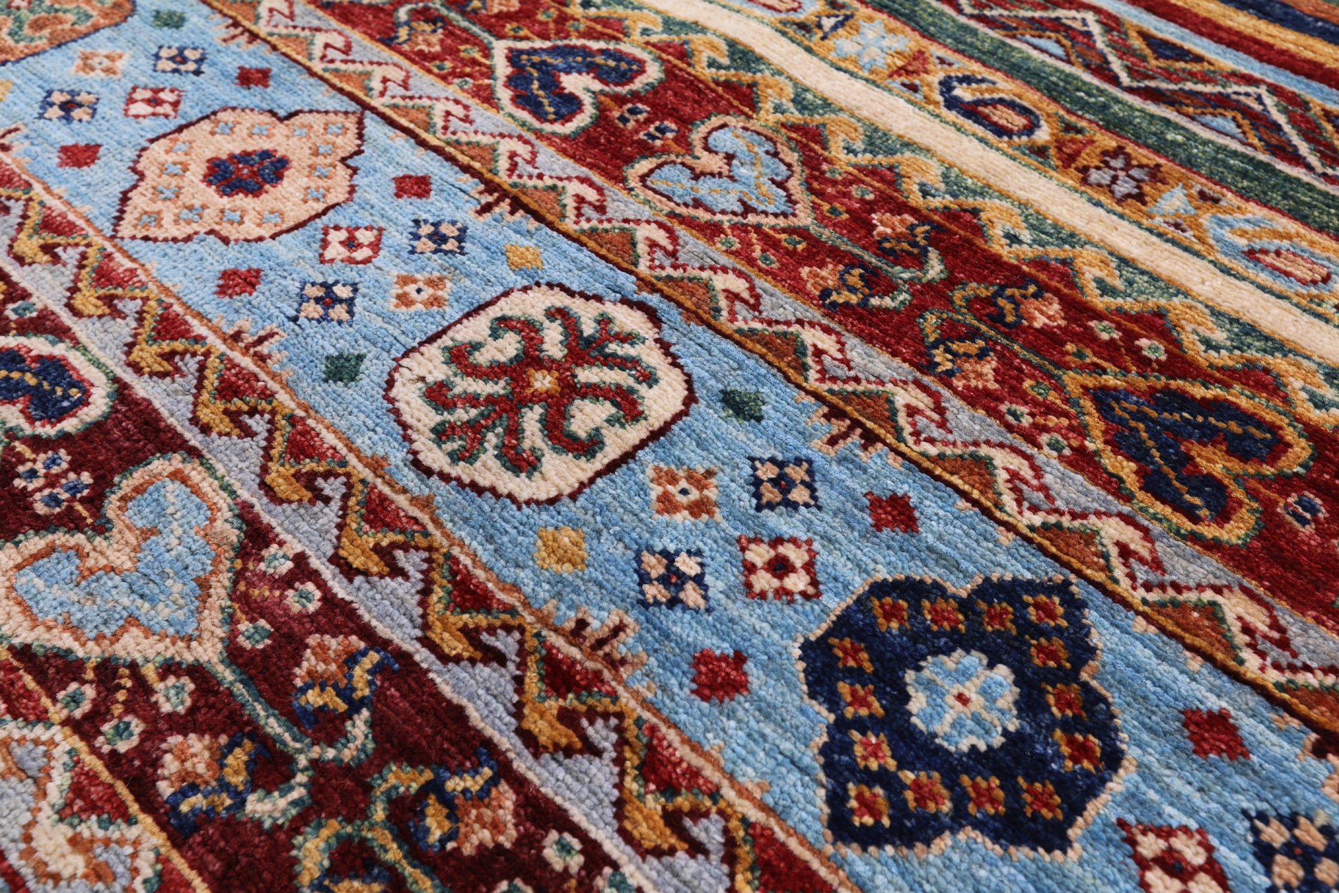Khorjin Persian Gabbeh Handmade Wool Rug - 5' 10" X 7' 8" - Golden Nile