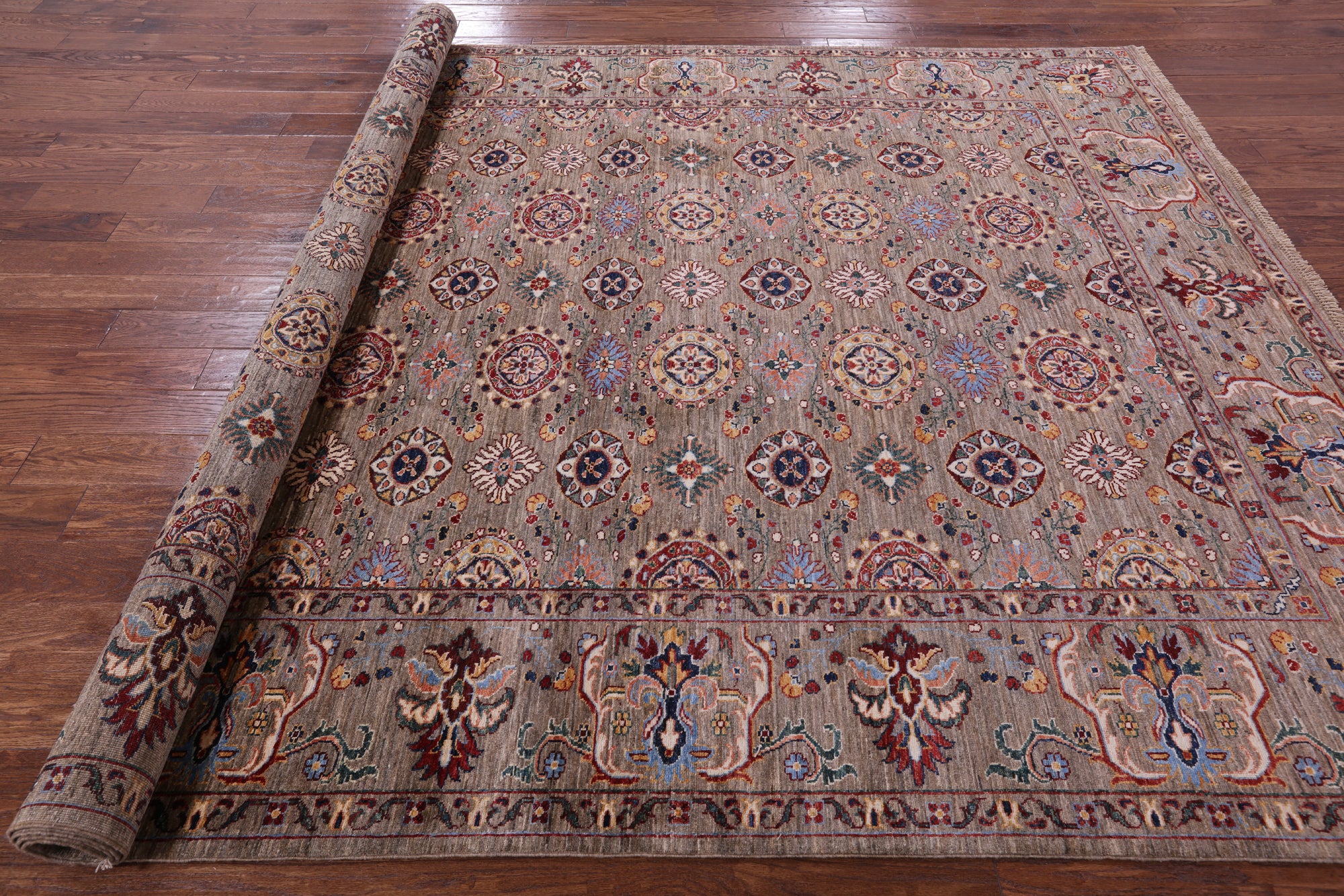 Peshawar Hand Knotted Wool Rug - 8' 3" X 11' 4" - Golden Nile