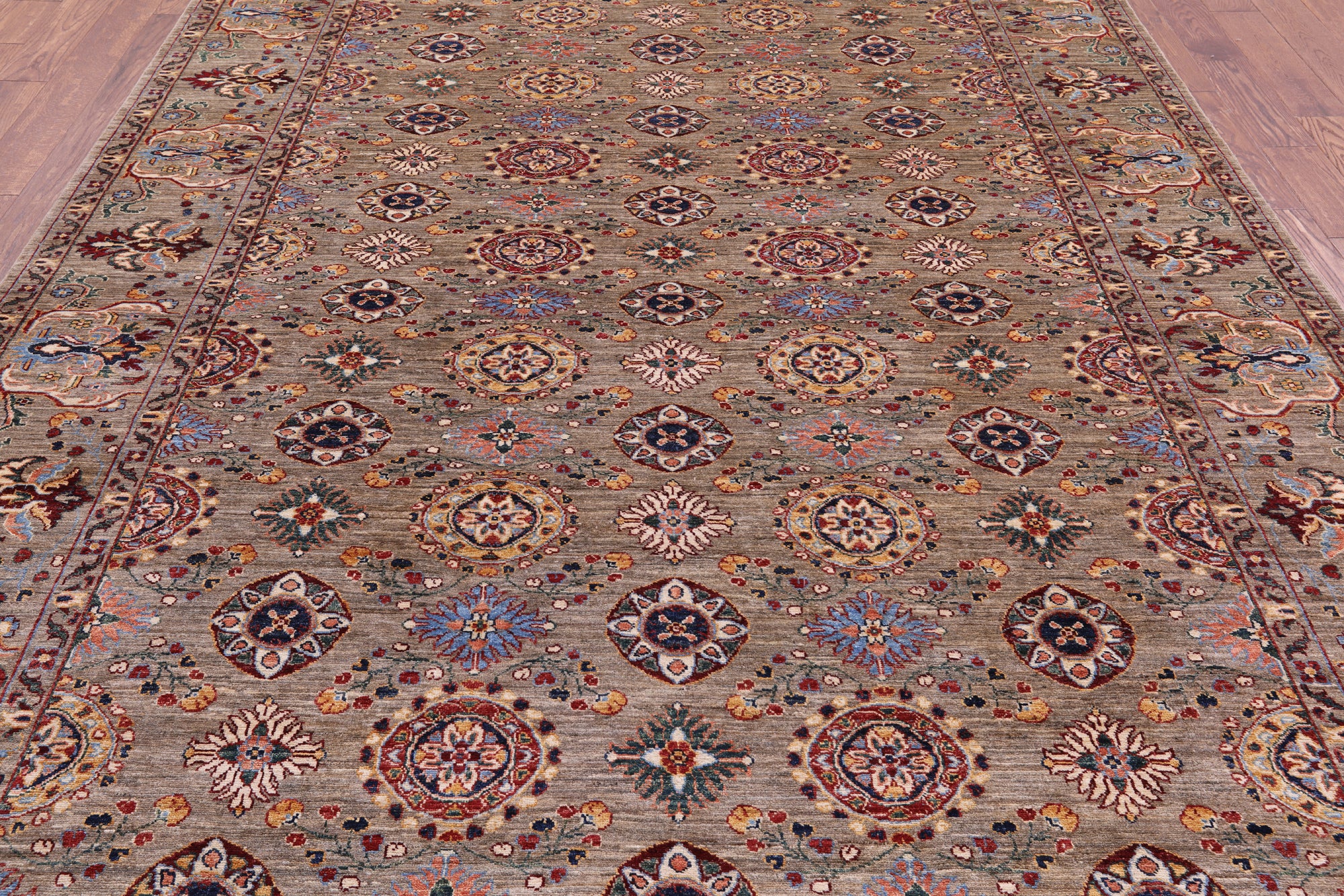 Peshawar Hand Knotted Wool Rug - 8' 3" X 11' 4" - Golden Nile