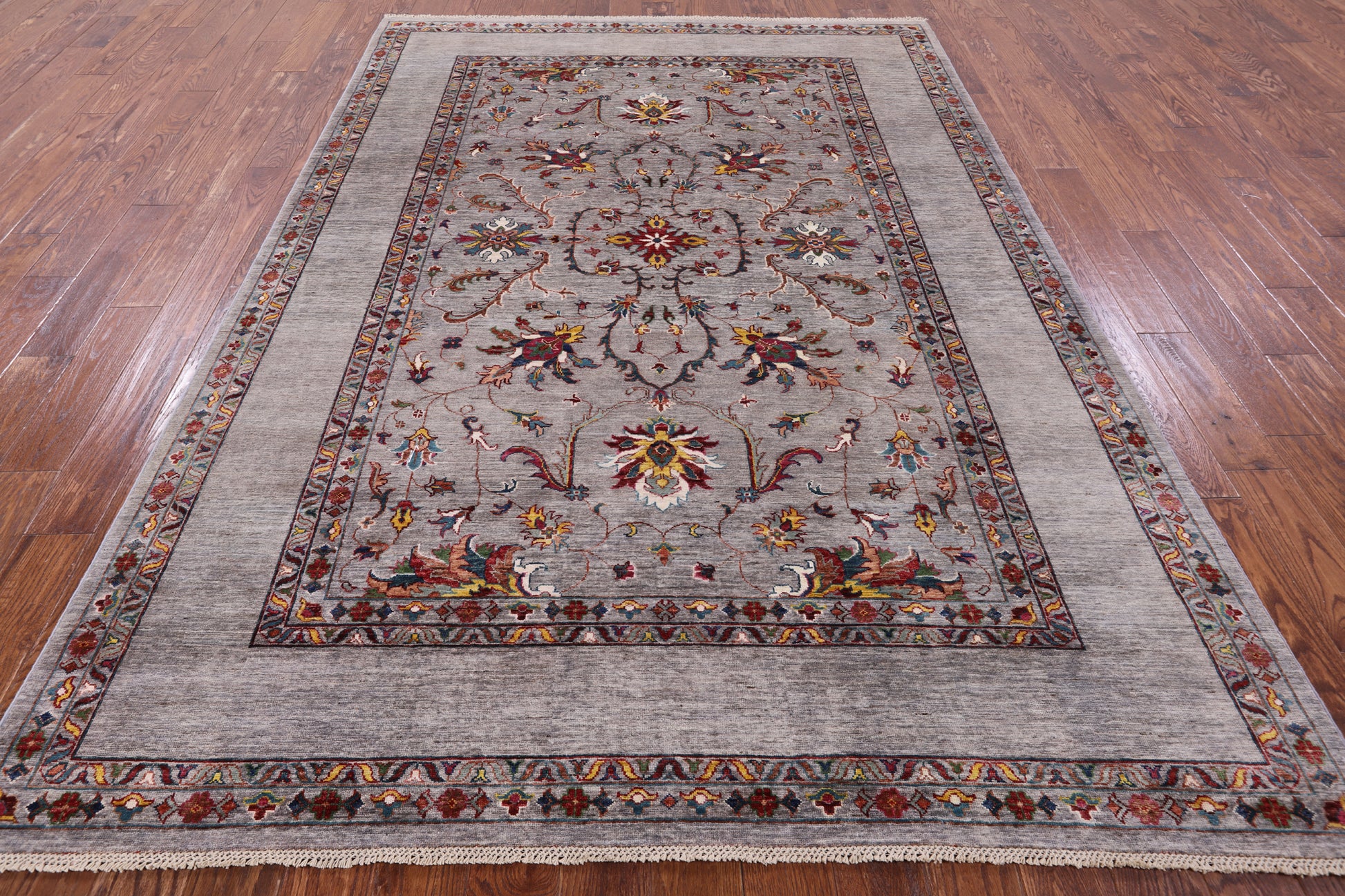 Peshawar Hand Knotted Wool Rug - 6' 9" X 9' 8" - Golden Nile