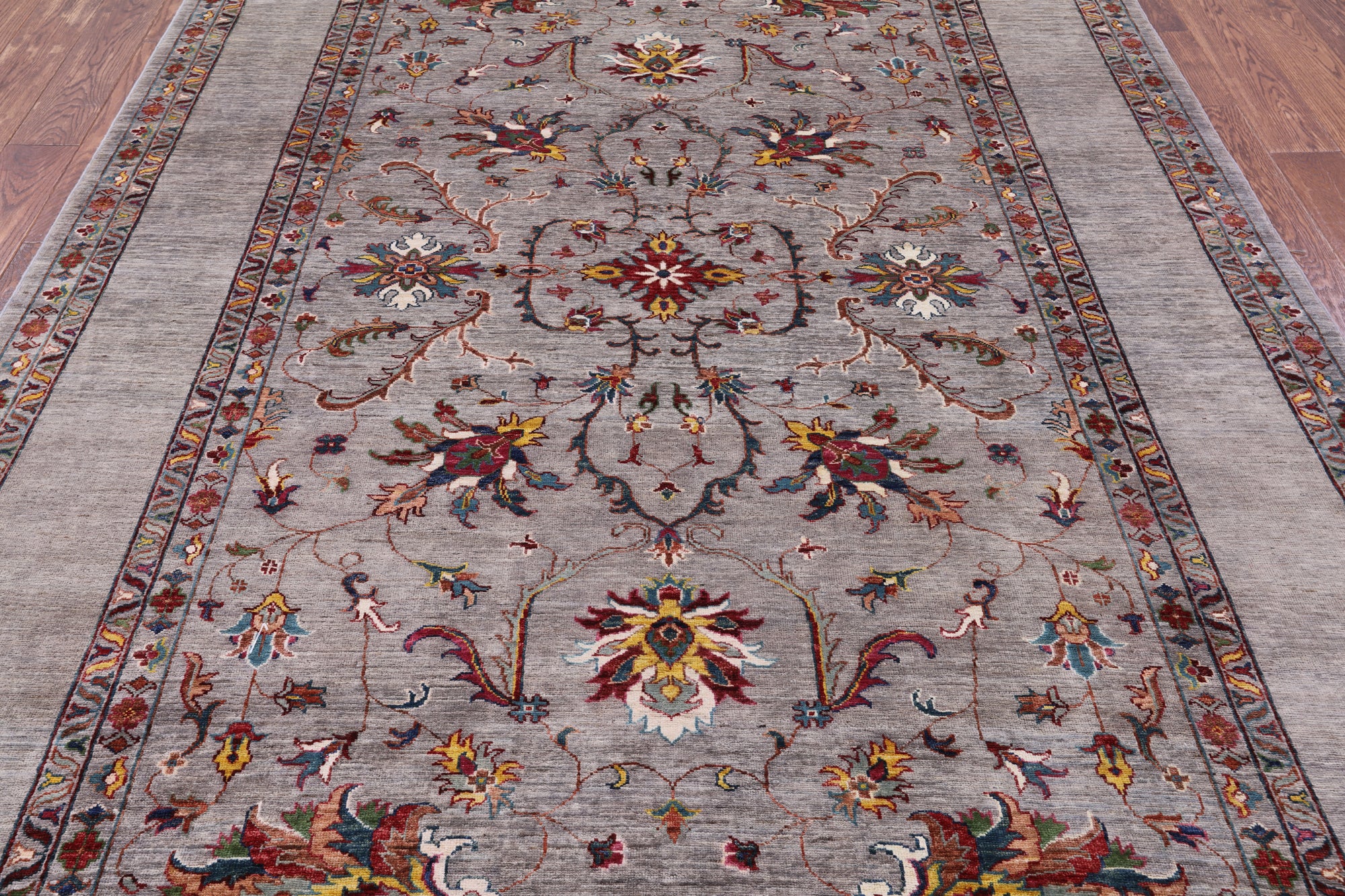 Peshawar Hand Knotted Wool Rug - 6' 9" X 9' 8" - Golden Nile