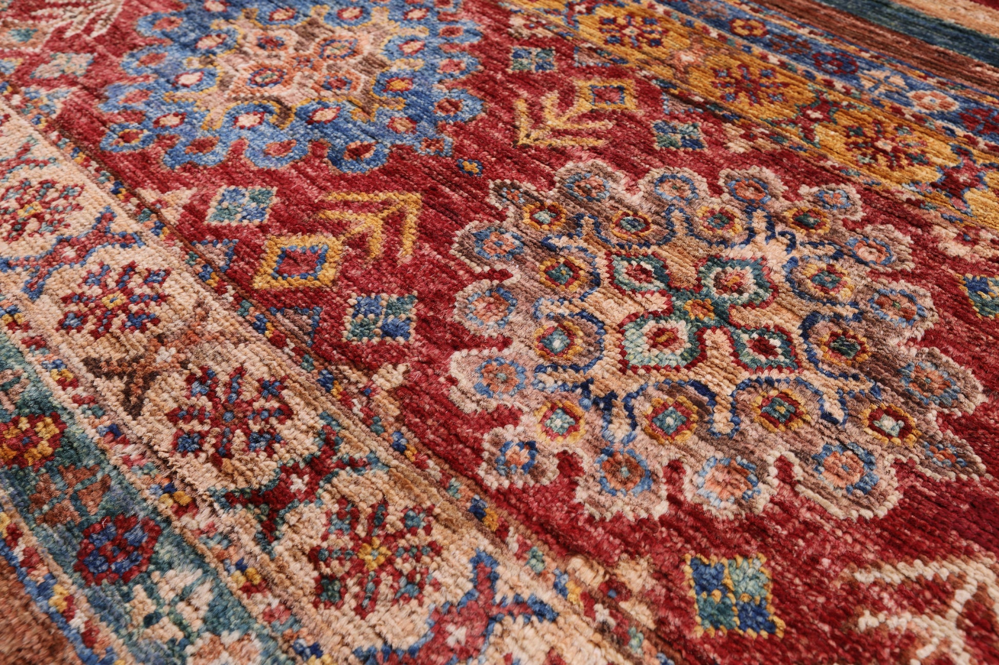 Khorjin Persian Gabbeh Hand Knotted Wool Rug - 6' 9" X 9' 11" - Golden Nile