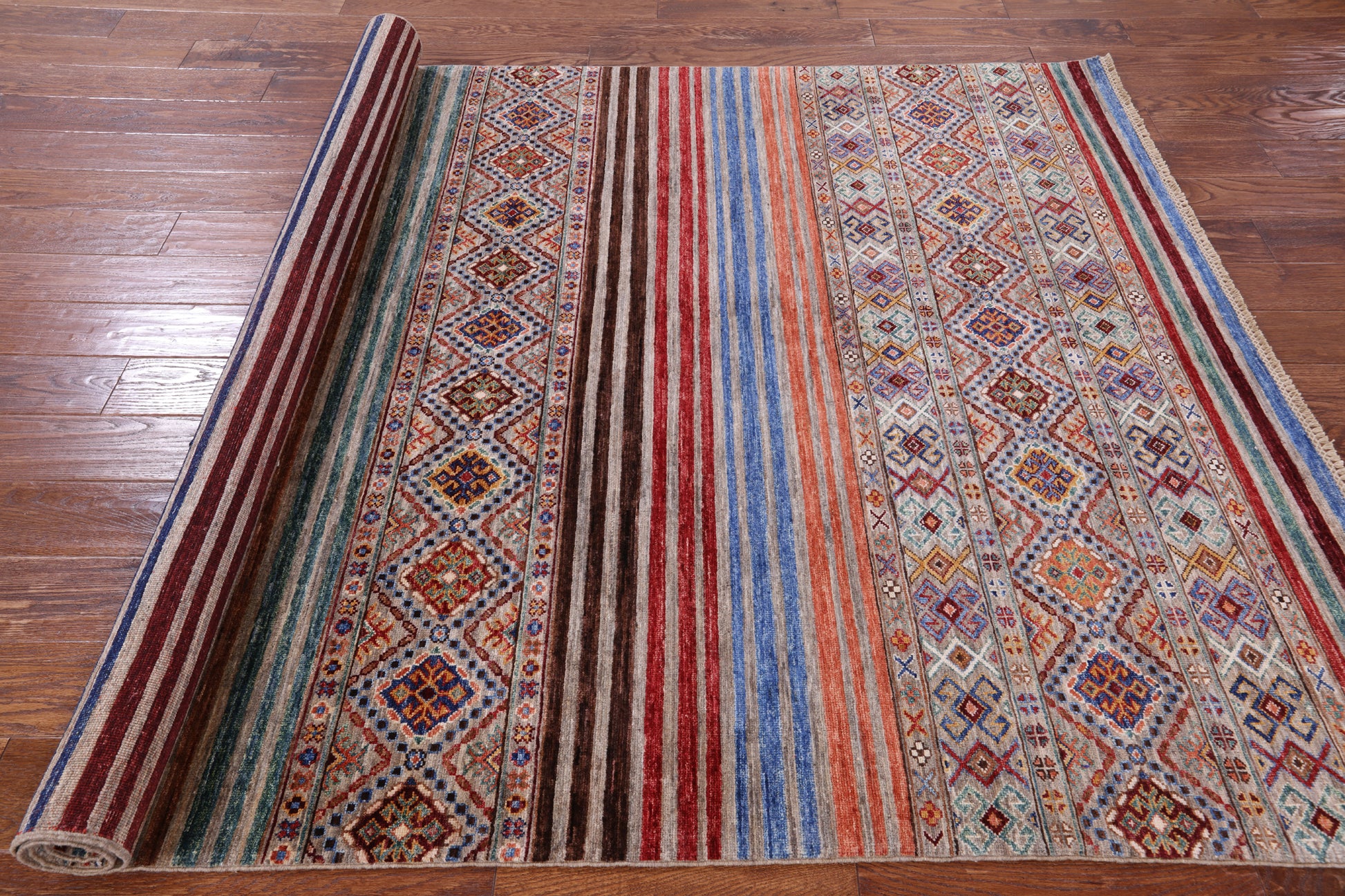 Khorjin Persian Gabbeh Hand Knotted Wool Rug - 5' 7" X 8' 0" - Golden Nile