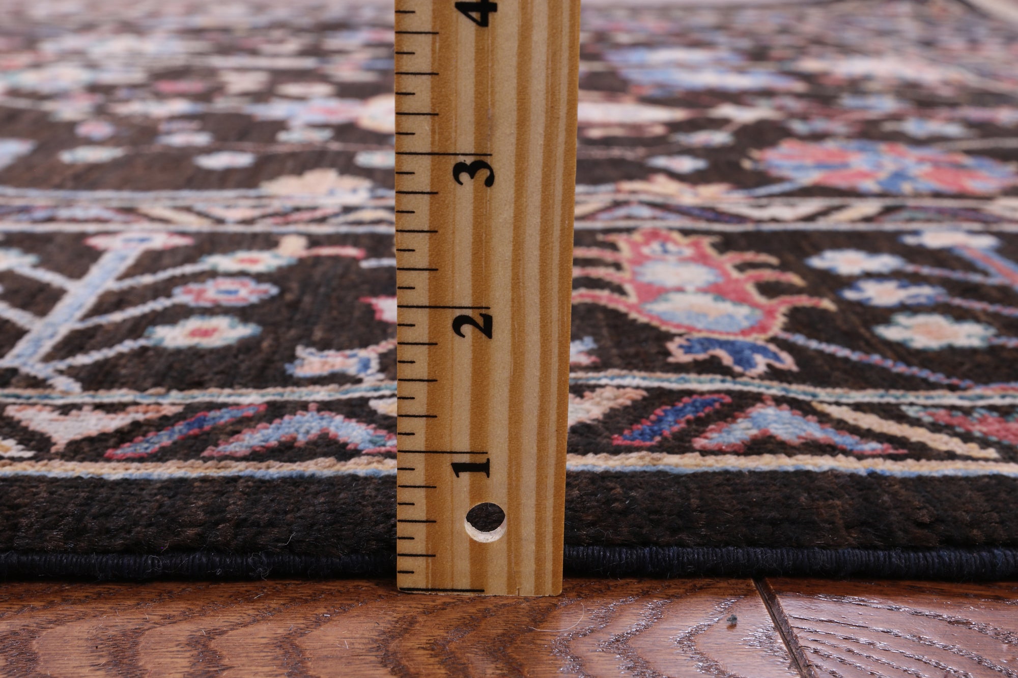 Brown Peshawar Hand Knotted Wool Rug - 5' 7" X 7' 10" - Golden Nile