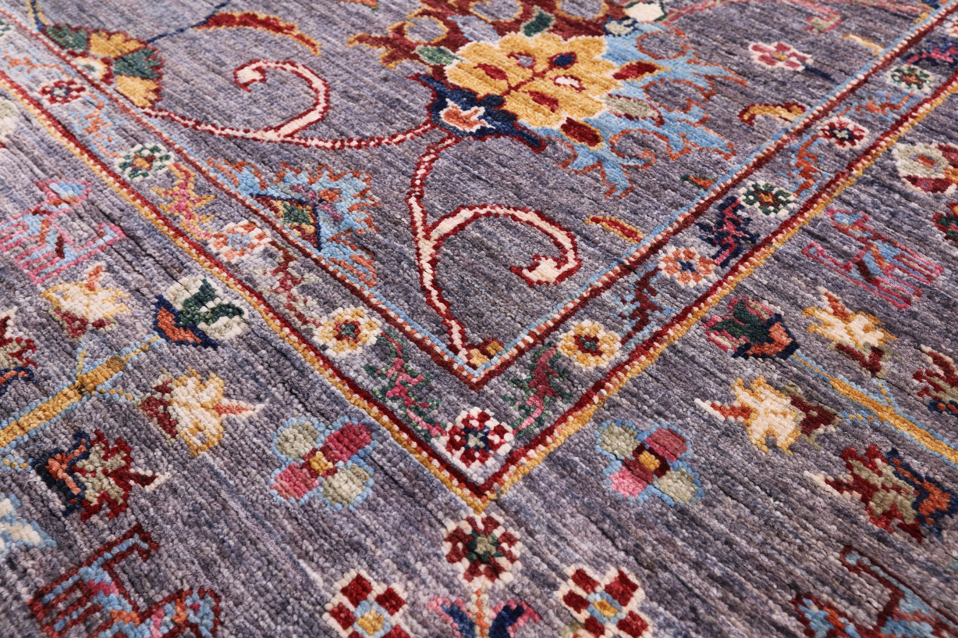 Peshawar Handmade Wool Rug - 5' 1" X 6' 8" - Golden Nile
