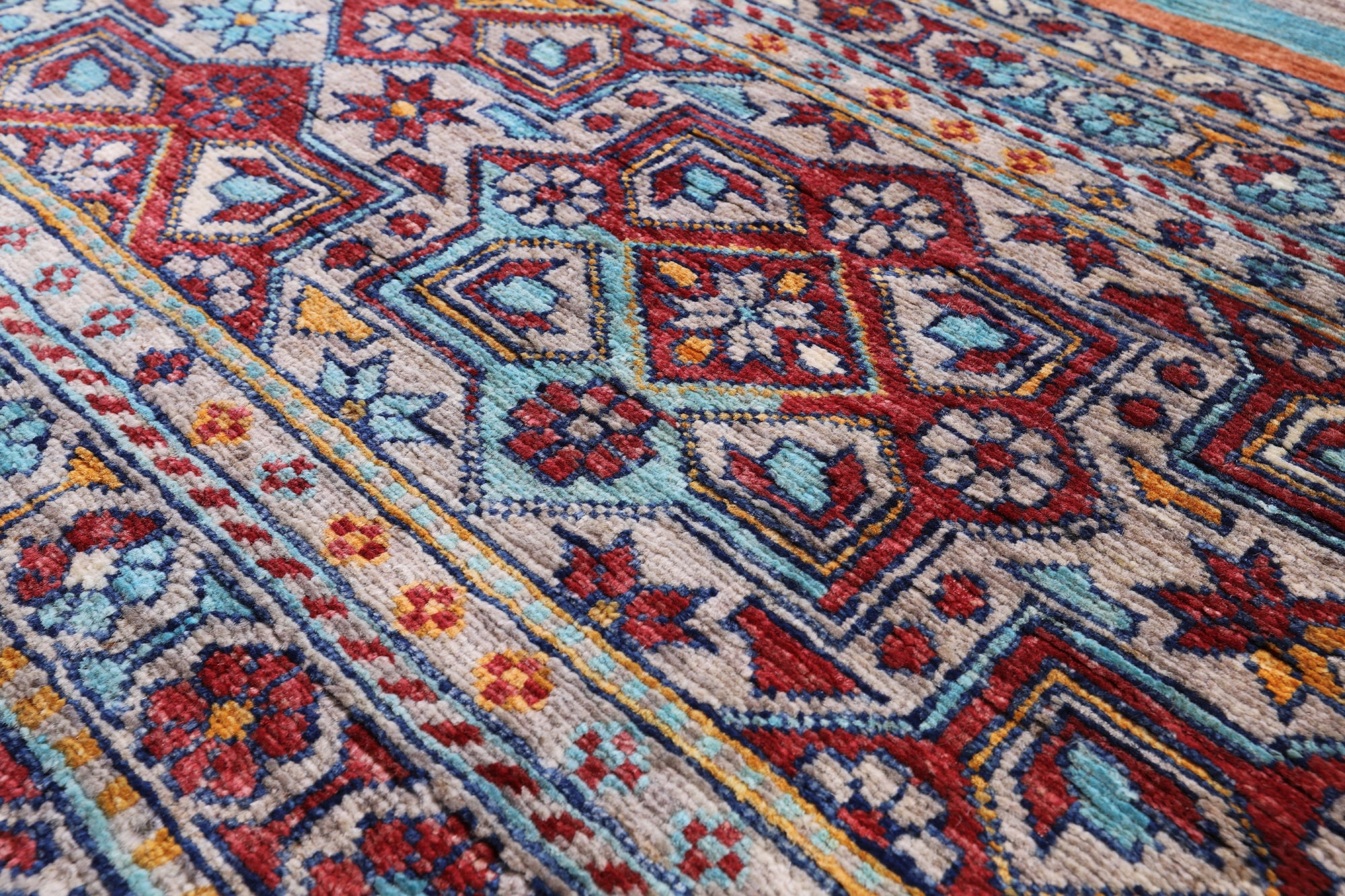 Khorjin Persian Gabbeh Hand Knotted Wool Rug - 4' 11" X 6' 6" - Golden Nile