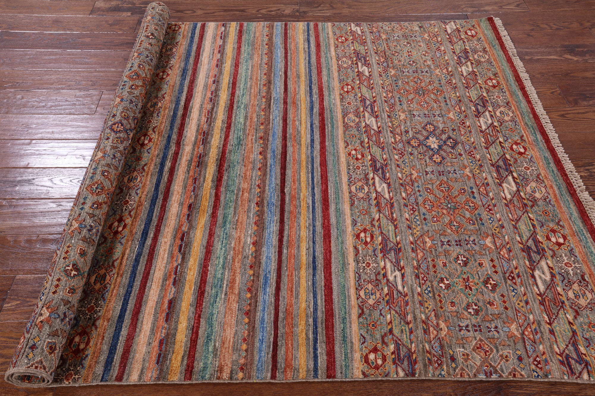 Khorjin Persian Gabbeh Hand Knotted Wool Rug - 4' 11" X 6' 5" - Golden Nile