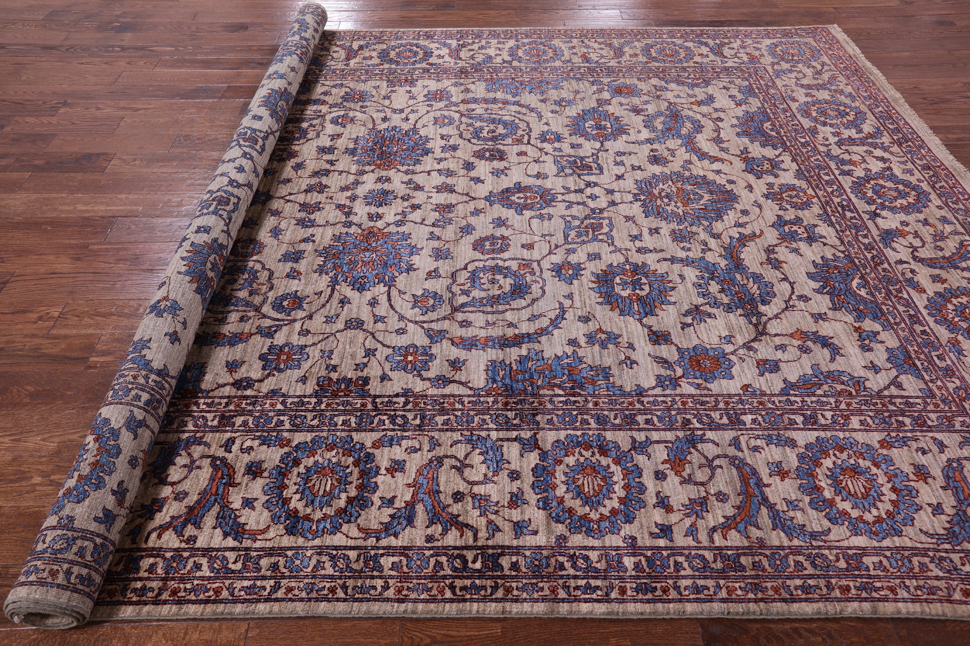 Peshawar Hand Knotted Wool Rug - 8' 10" X 12' 4" - Golden Nile