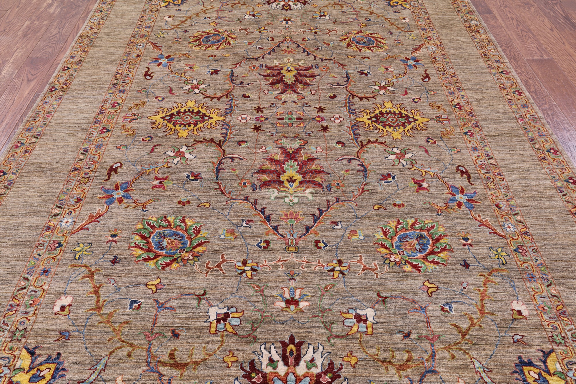 Peshawar Hand Knotted Wool Rug - 6' 9" X 9' 11" - Golden Nile