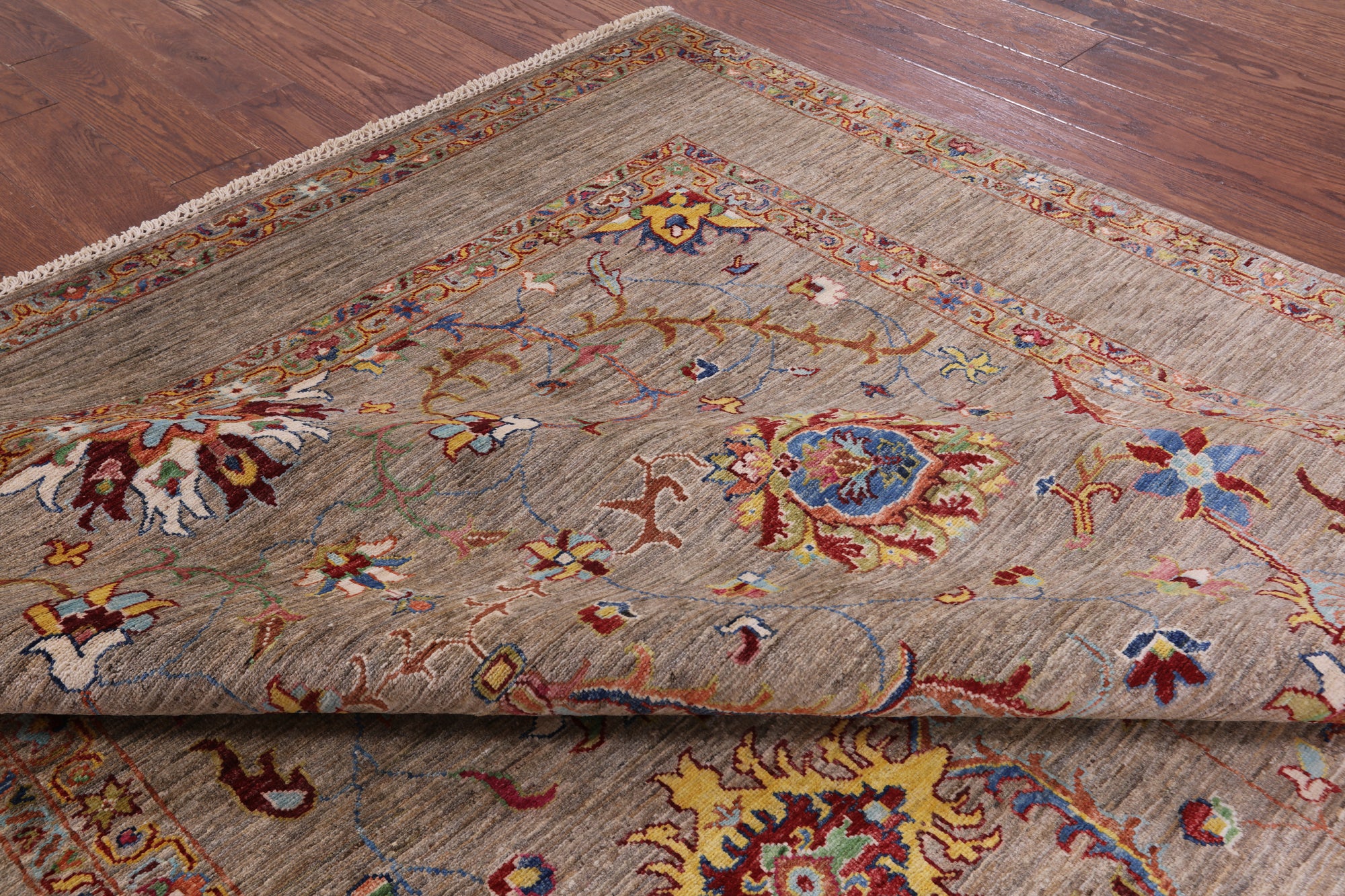 Peshawar Hand Knotted Wool Rug - 6' 9" X 9' 11" - Golden Nile