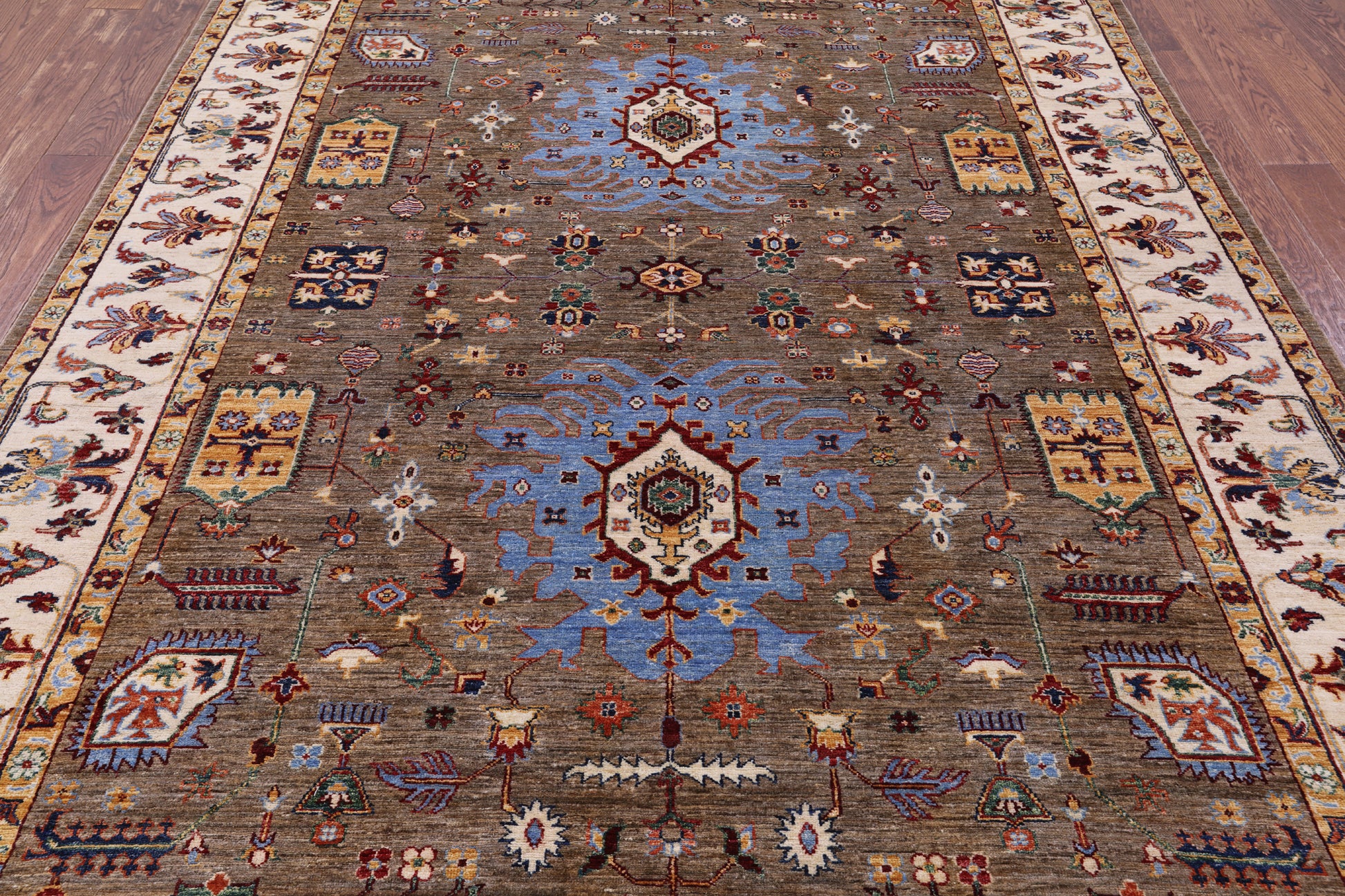 Peshawar Handmade Wool Rug - 6' 10" X 9' 9" - Golden Nile