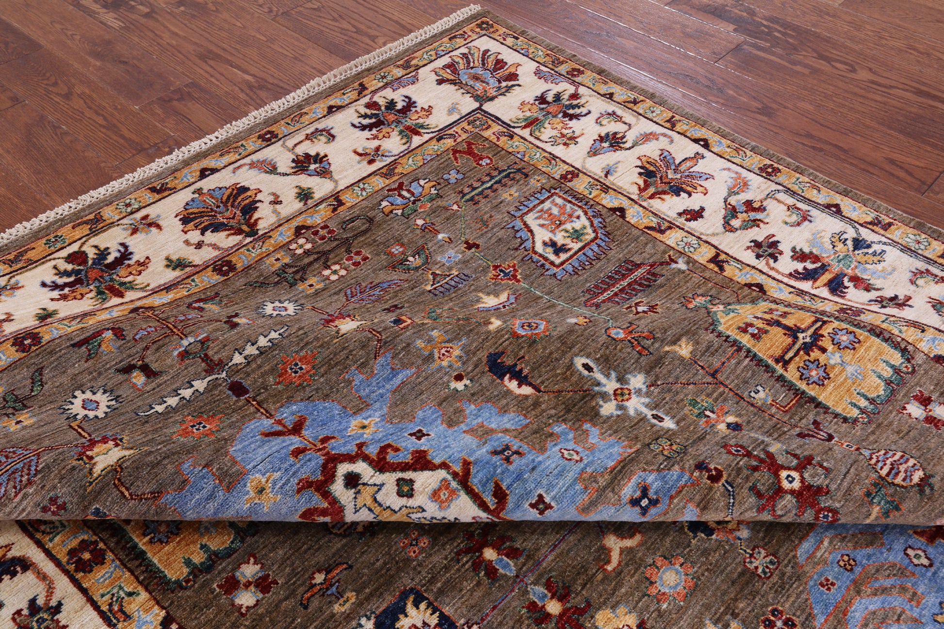 Peshawar Handmade Wool Rug - 6' 10" X 9' 9" - Golden Nile