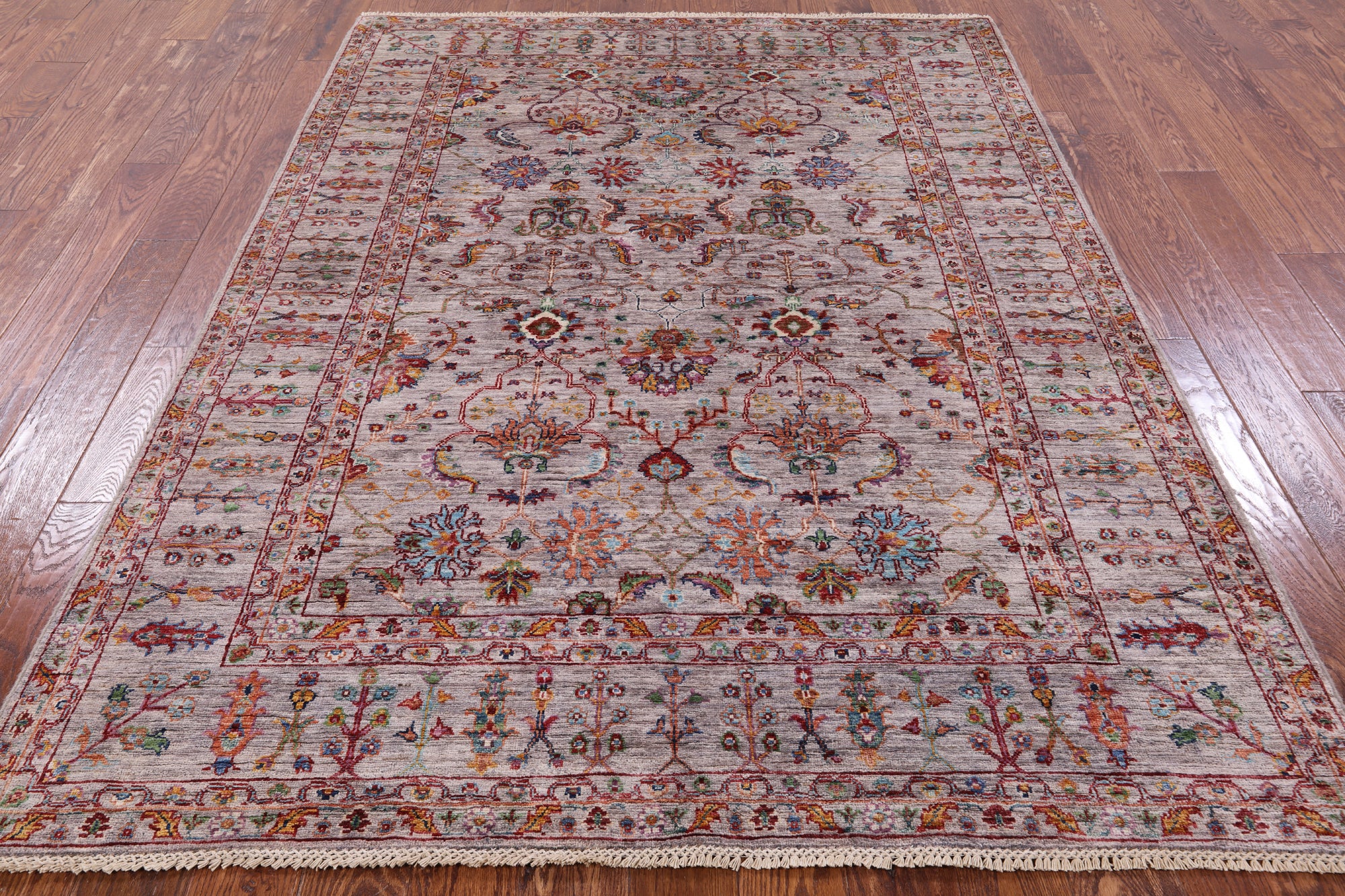 Peshawar Hand Knotted Wool Rug - 5' 9" X 7' 10" - Golden Nile