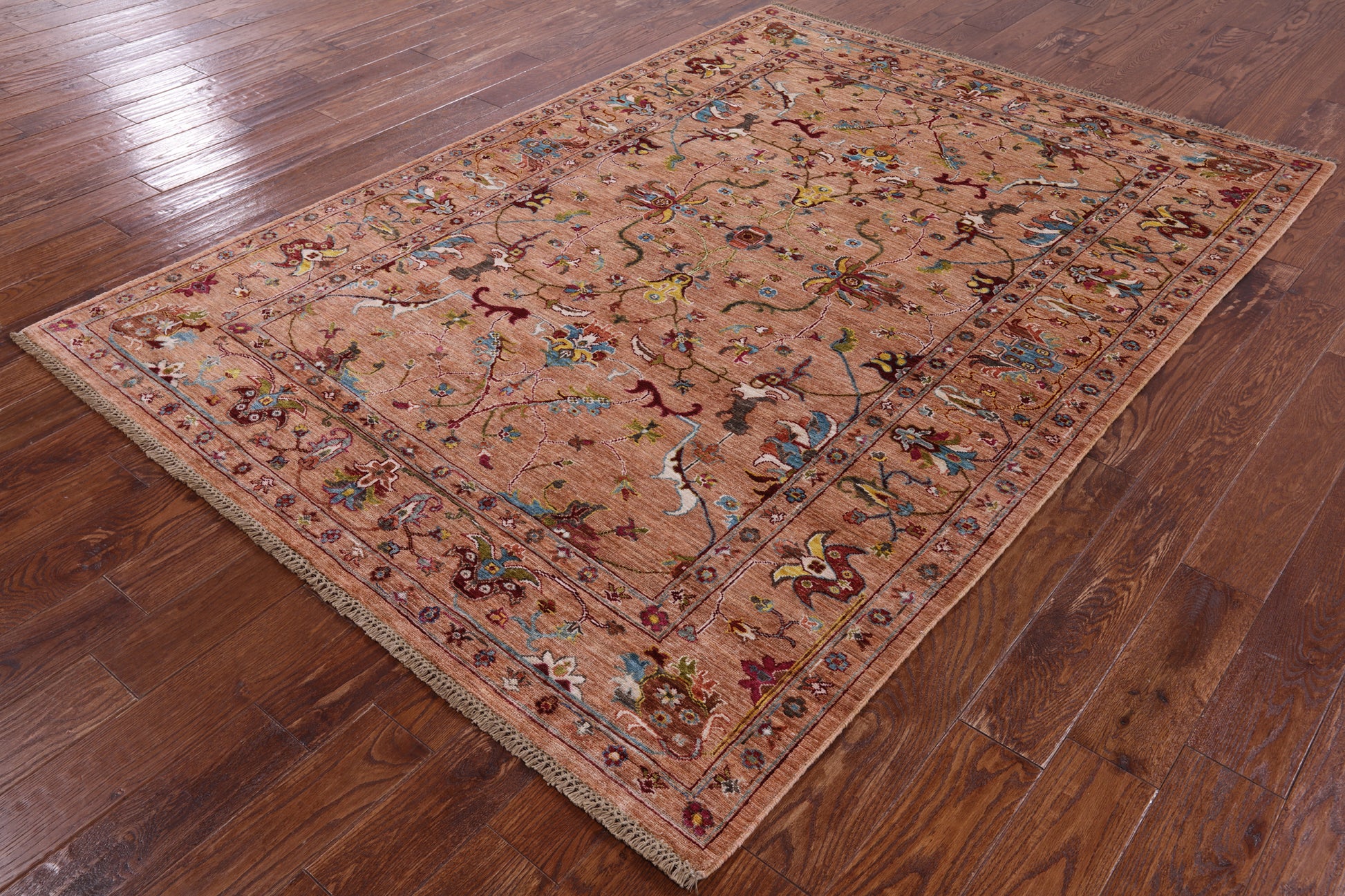 Peshawar Hand Knotted Wool Rug - 5' 9" X 8' 0" - Golden Nile