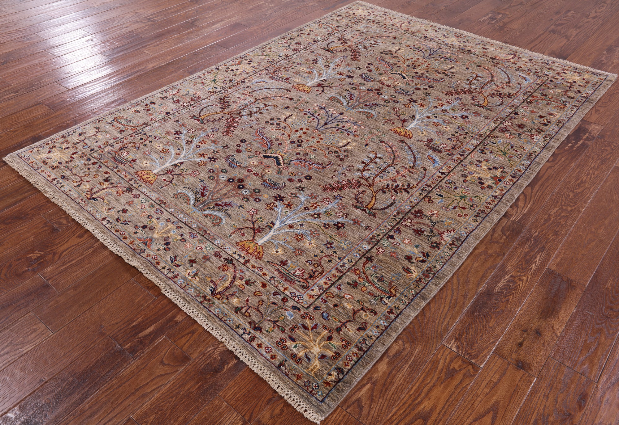 Peshawar Hand Knotted Wool Rug - 5' 8" X 7' 11" - Golden Nile