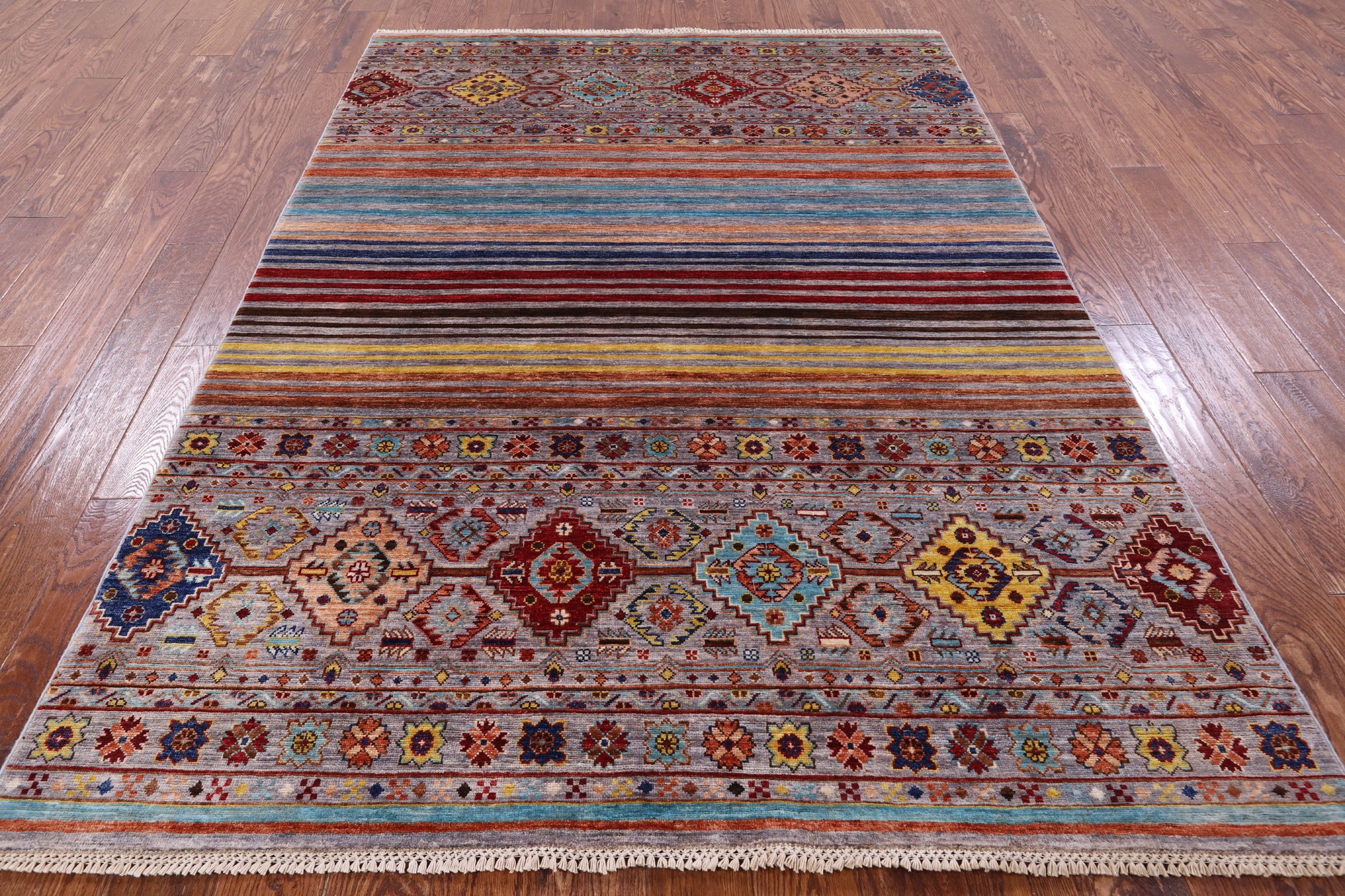Khorjin Persian Gabbeh Handmade Wool Rug - 5' 7" X 7' 9" - Golden Nile