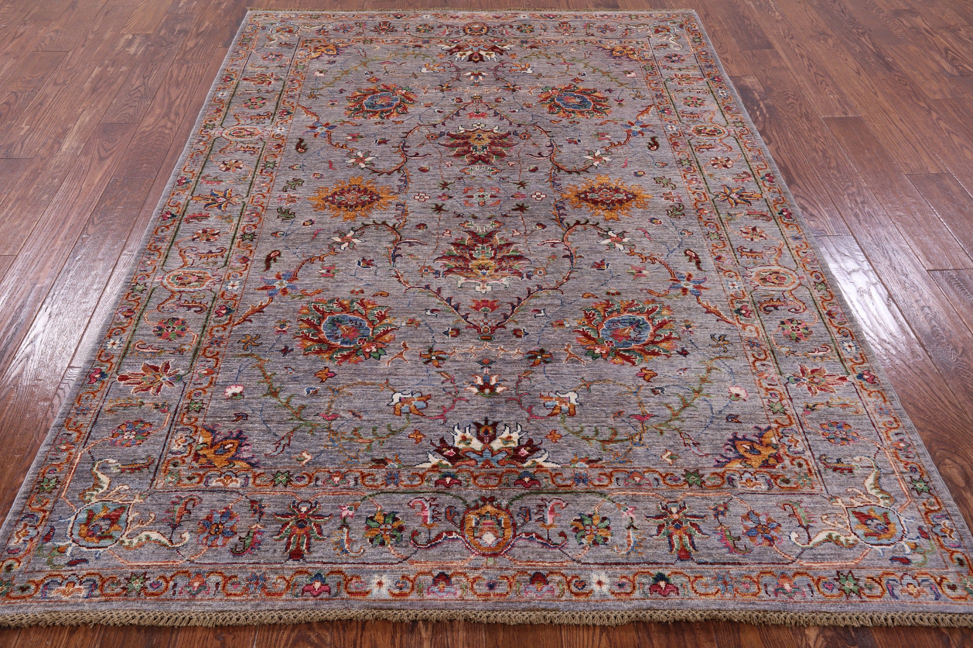Peshawar Hand Knotted Wool Rug - 5' 10" X 7' 11" - Golden Nile