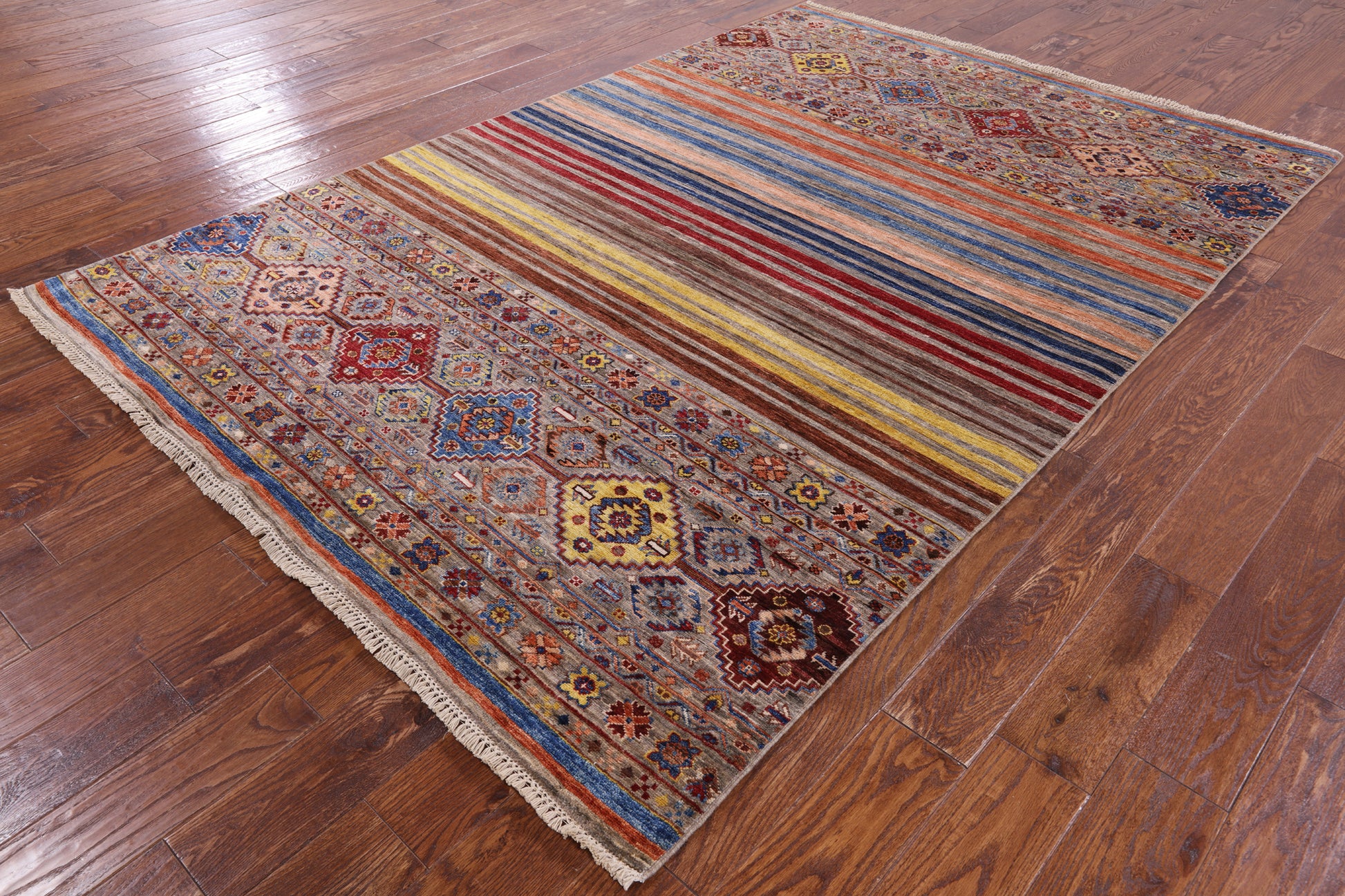 Khorjin Persian Gabbeh Handmade Wool Rug - 5' 8" X 8' 3" - Golden Nile