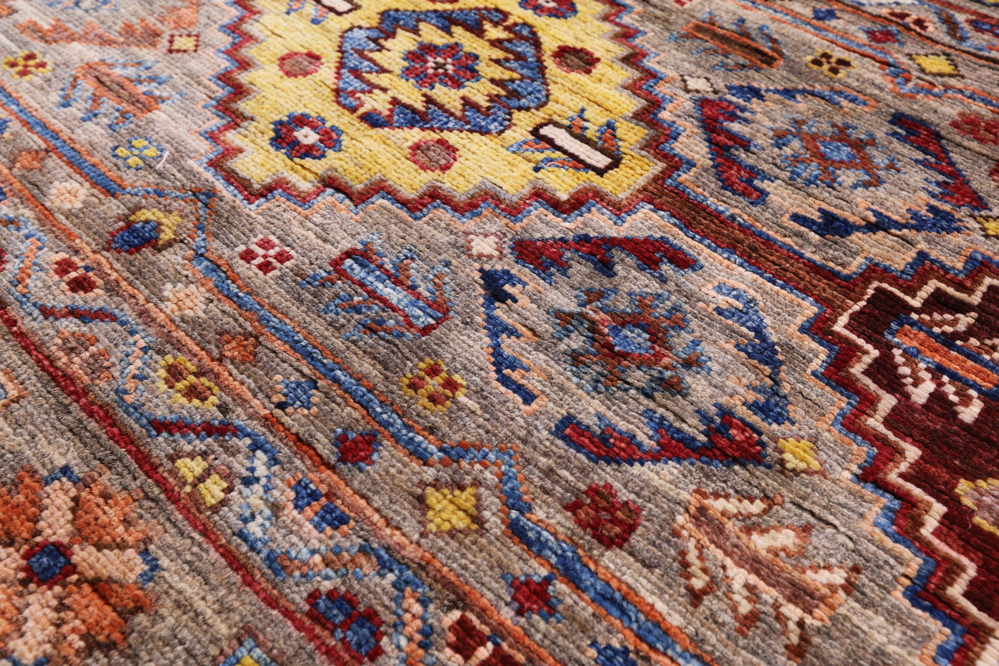 Khorjin Persian Gabbeh Handmade Wool Rug - 5' 8" X 8' 3" - Golden Nile