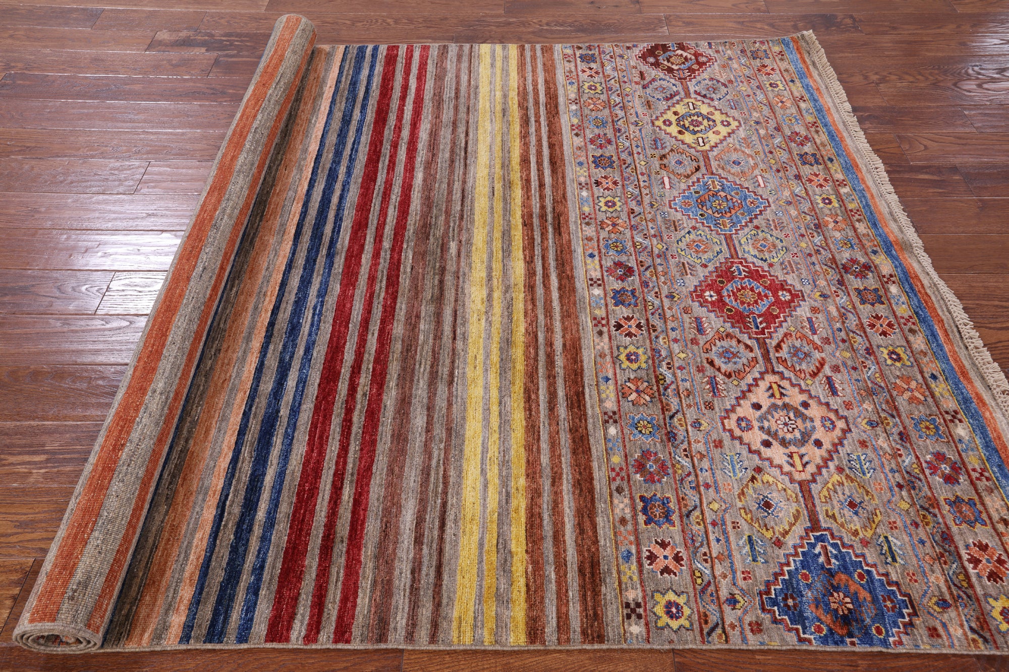 Khorjin Persian Gabbeh Handmade Wool Rug - 5' 8" X 8' 3" - Golden Nile