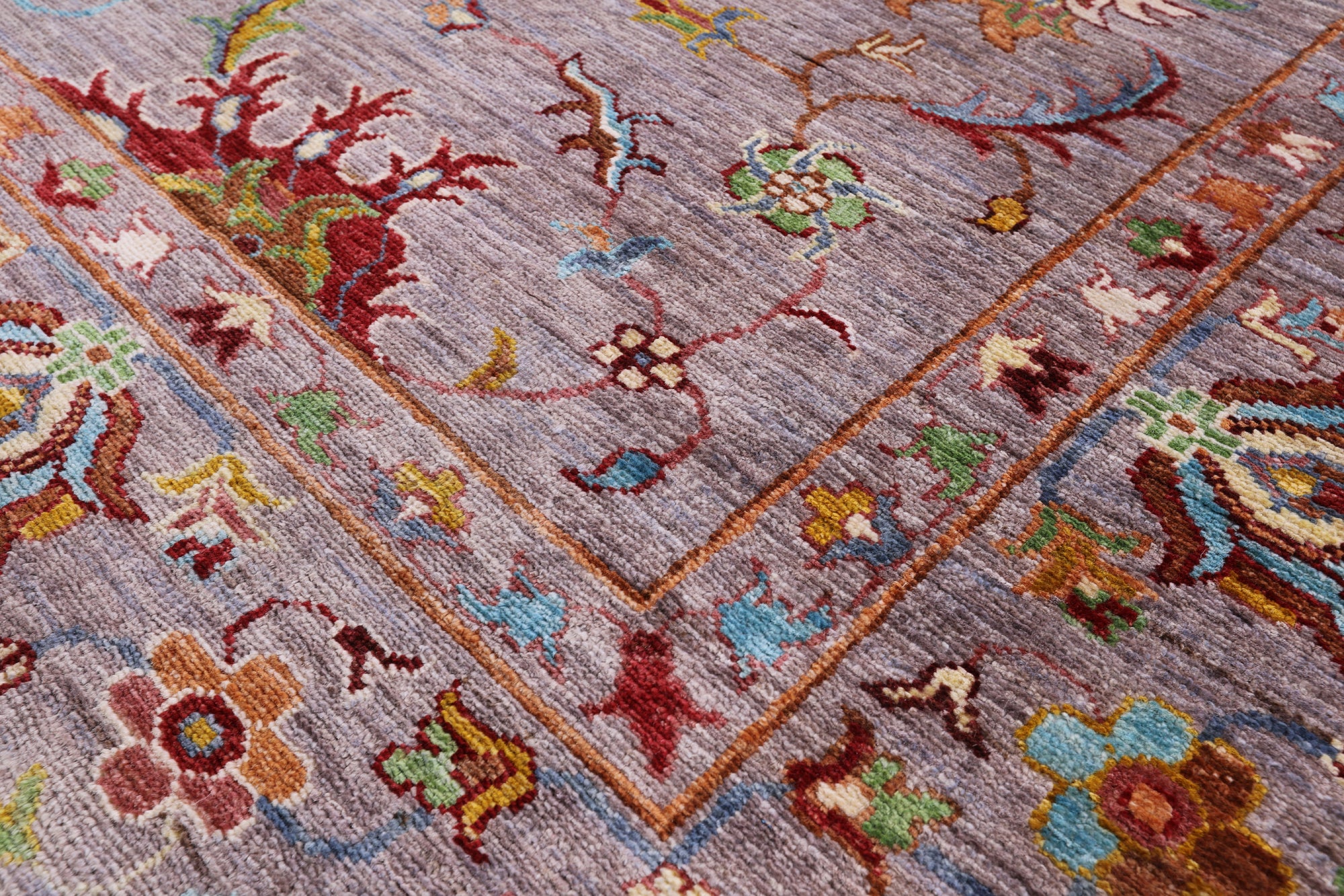 Peshawar Hand Knotted Wool Rug - 5' 10" X 8' 2" - Golden Nile