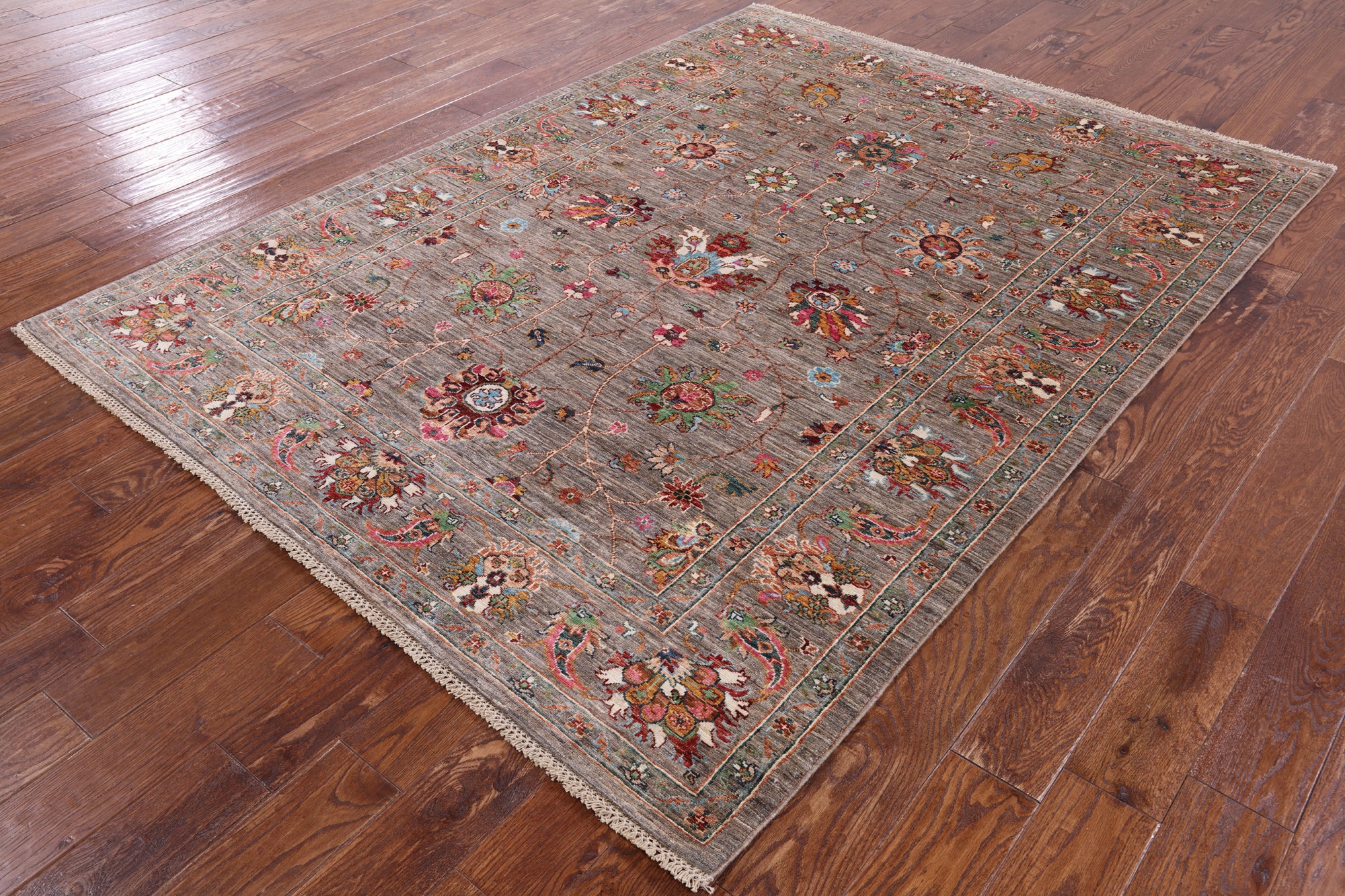 Peshawar Hand Knotted Wool Rug - 5' 10" X 7' 9" - Golden Nile