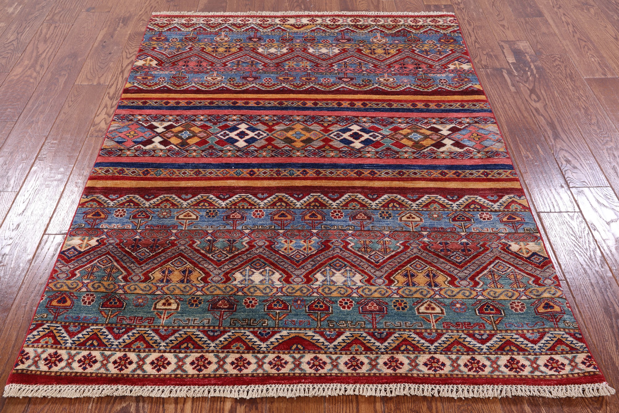 Khorjin Persian Gabbeh Hand Knotted Wool Rug - 4' 5" X 5' 9" - Golden Nile