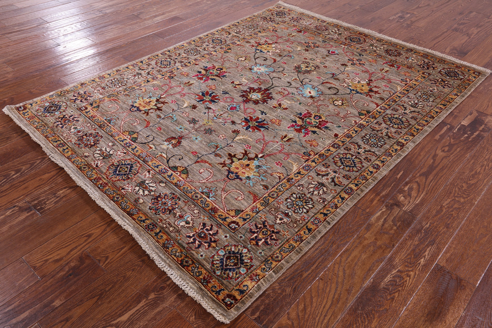 Peshawar Hand Knotted Wool Rug - 5' 2" X 6' 10" - Golden Nile