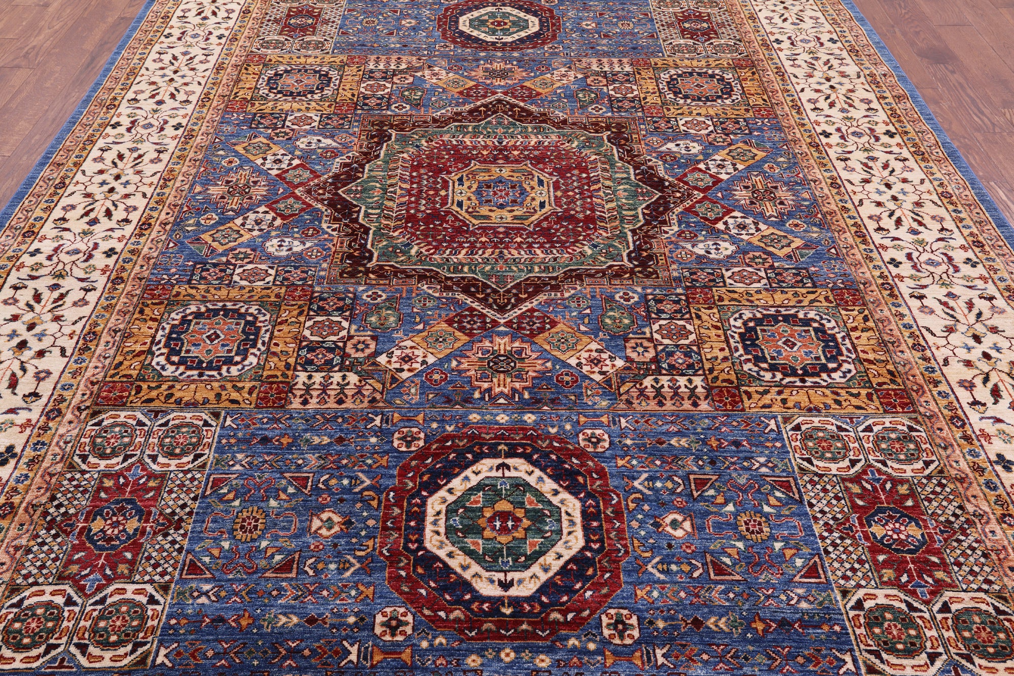 Geometric Persian Mamluk Handmade Wool Rug - 8' 3" X 11' 2" - Golden Nile