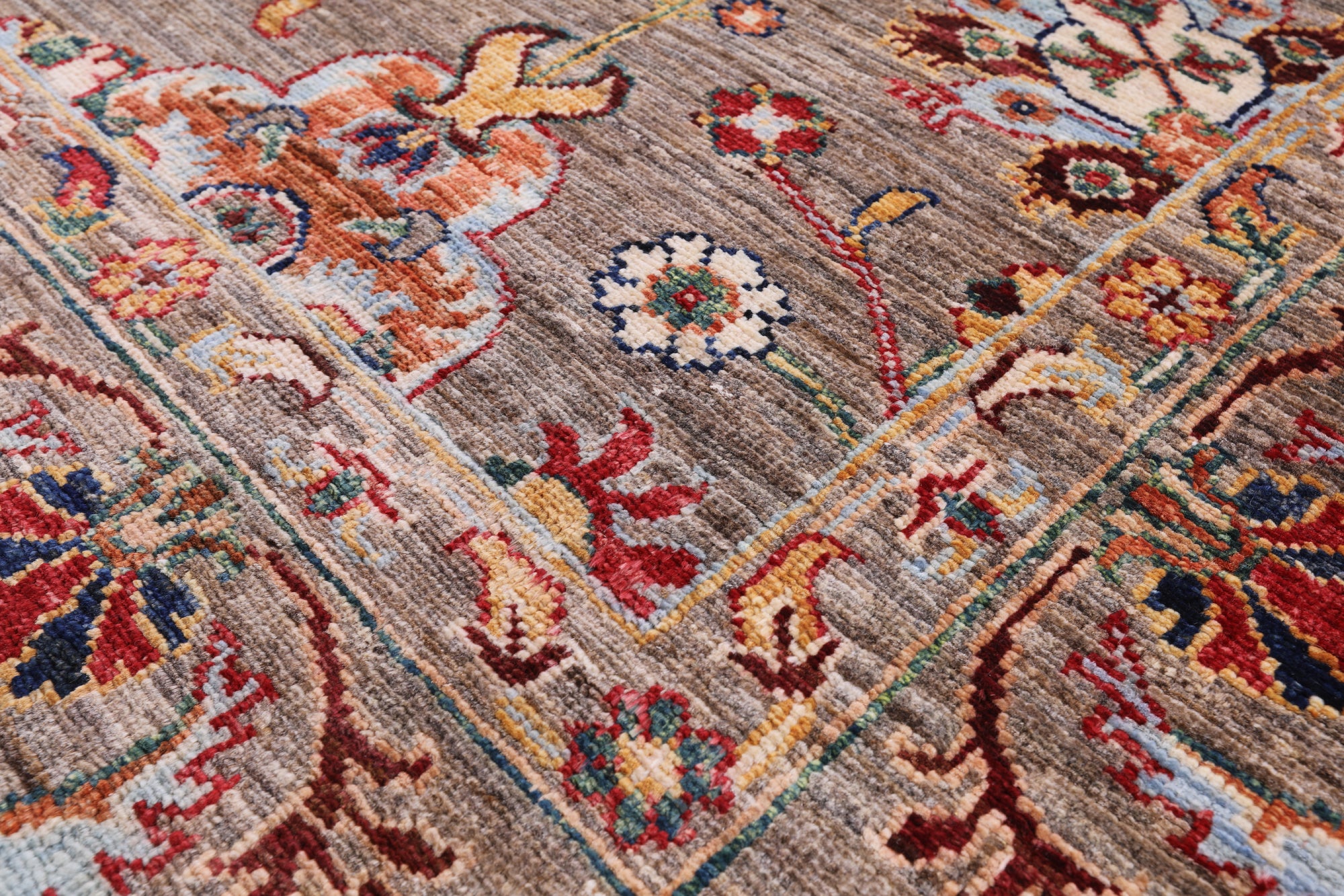 Peshawar Handmade Wool Rug - 5' 8" X 7' 11" - Golden Nile