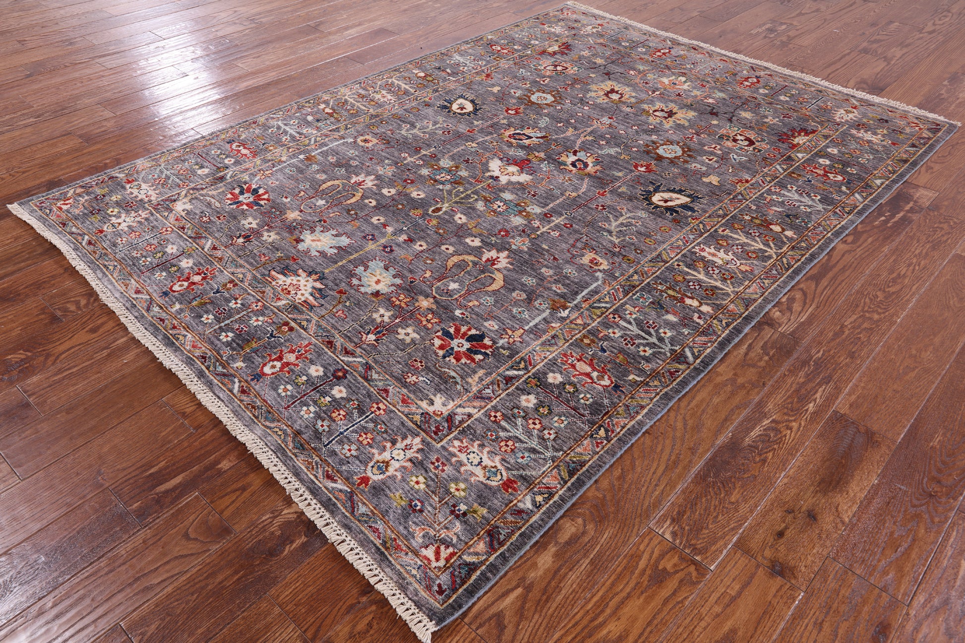 Peshawar Hand Knotted Wool Rug - 5' 7" X 7' 9" - Golden Nile