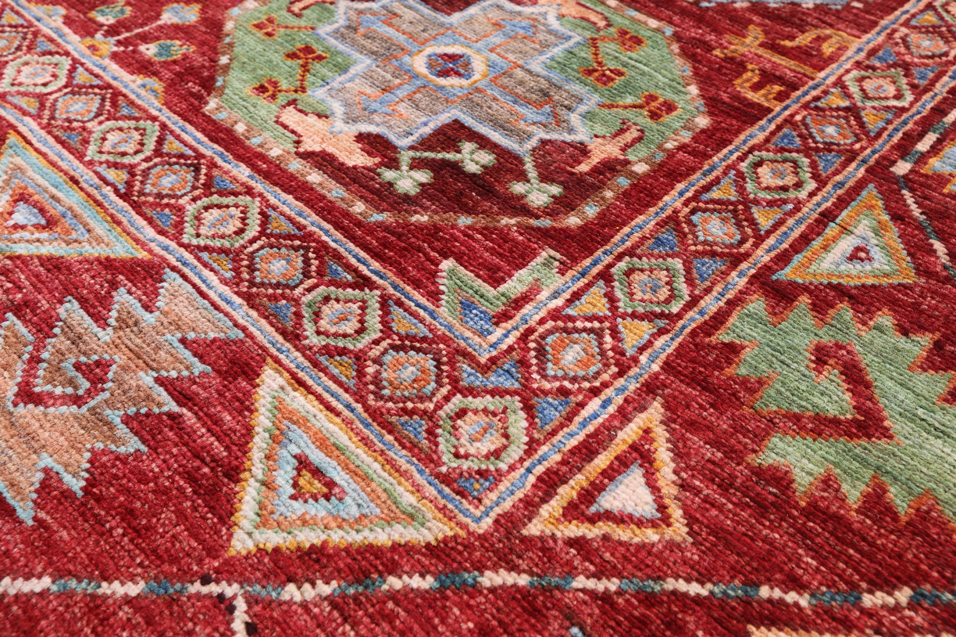 Red Turkmen Ersari Hand Knotted Wool Rug - 5' 8" X 7' 10" - Golden Nile