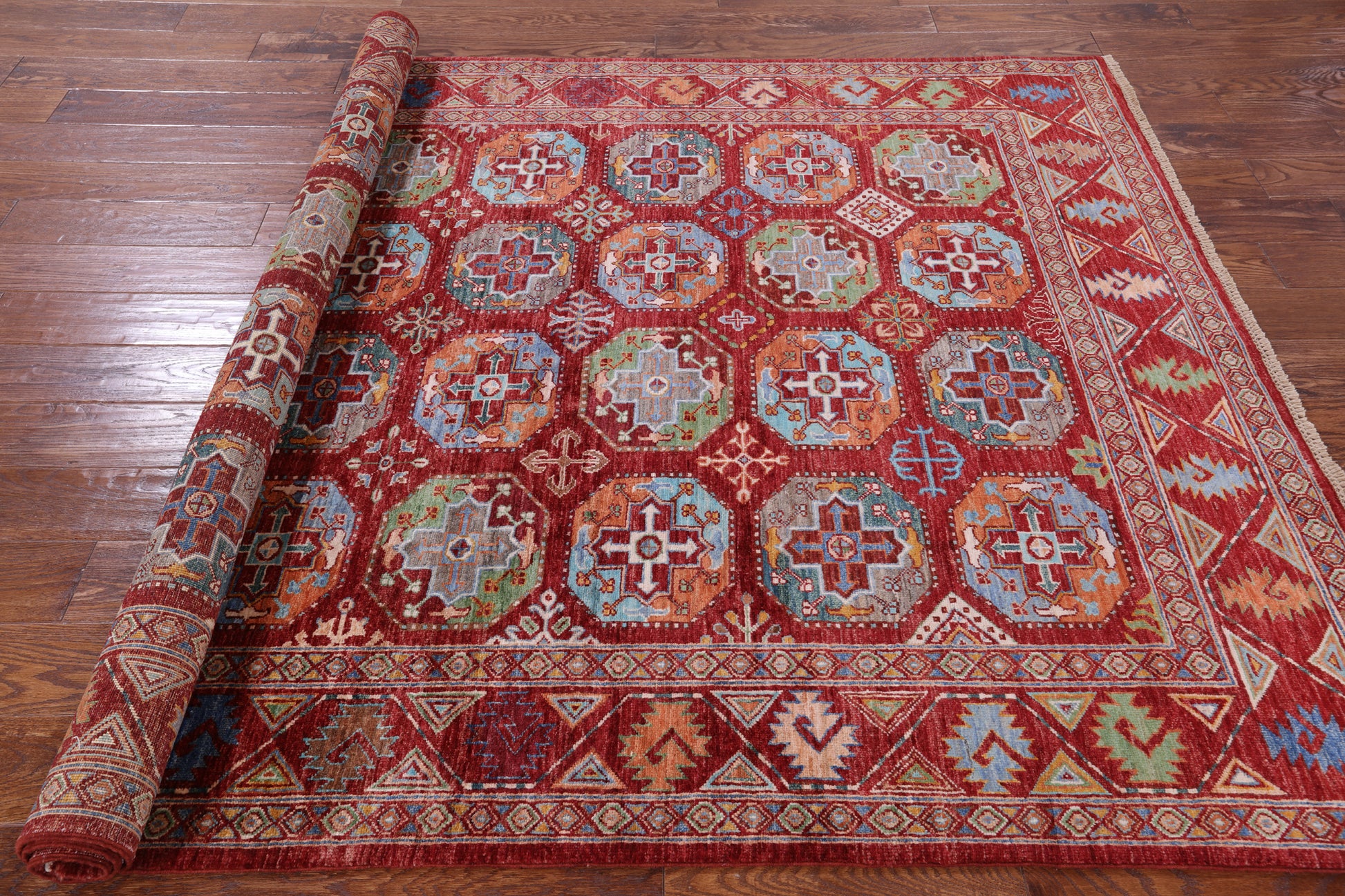Red Turkmen Ersari Hand Knotted Wool Rug - 5' 8" X 7' 10" - Golden Nile