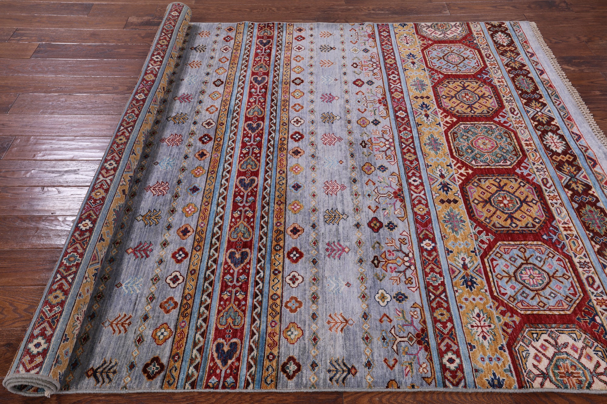 Khorjin Persian Gabbeh Hand Knotted Wool Rug - 5' 9" X 7' 10" - Golden Nile