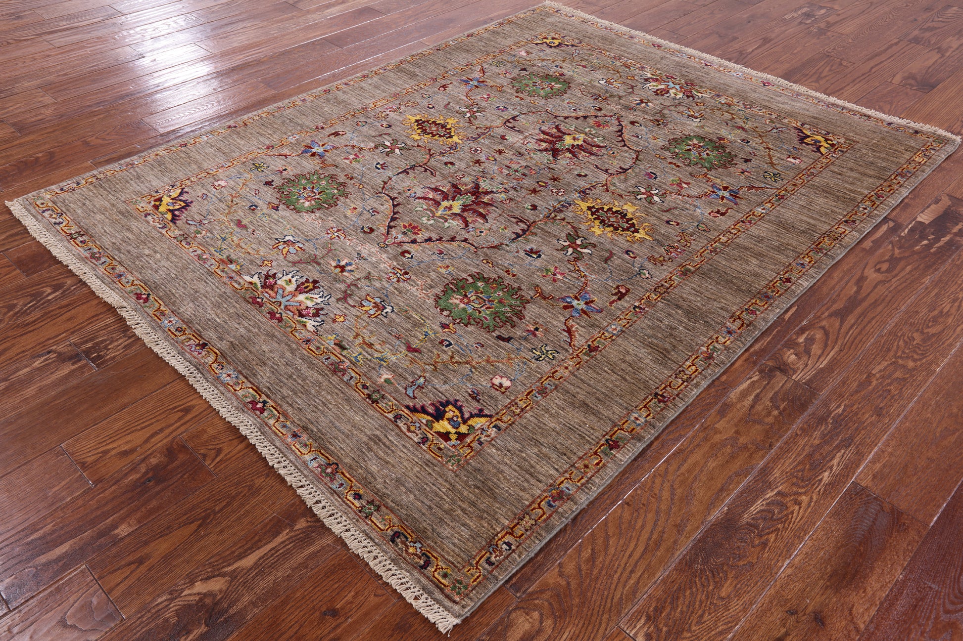 Peshawar Hand Knotted Wool Rug - 5' 1" X 6' 6" - Golden Nile