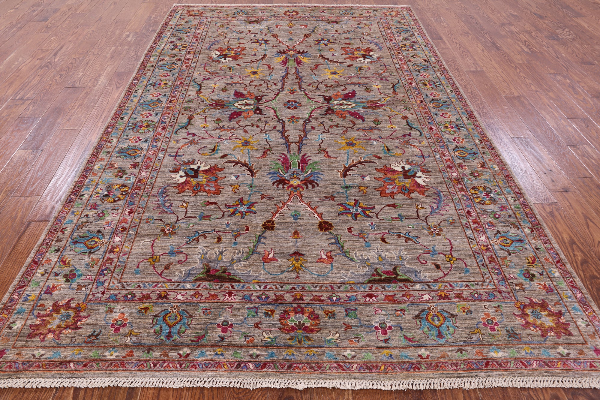 Peshawar Hand Knotted Wool Rug - 6' 9" X 10' 4" - Golden Nile