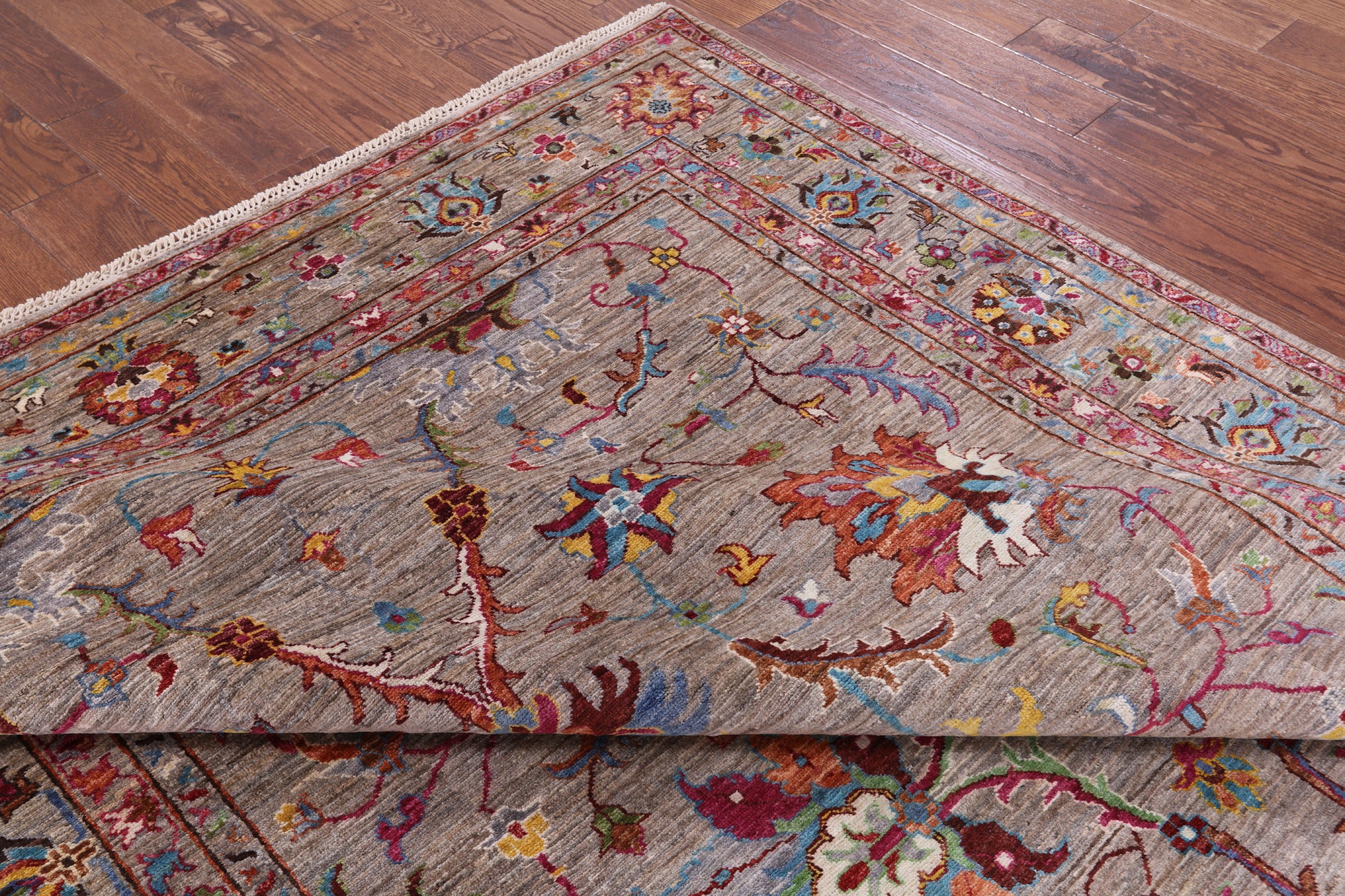 Peshawar Hand Knotted Wool Rug - 6' 9" X 10' 4" - Golden Nile
