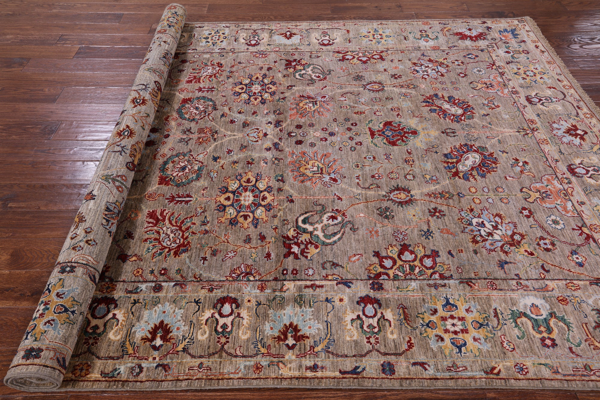 Peshawar Hand Knotted Wool Rug - 6' 8" X 9' 9" - Golden Nile
