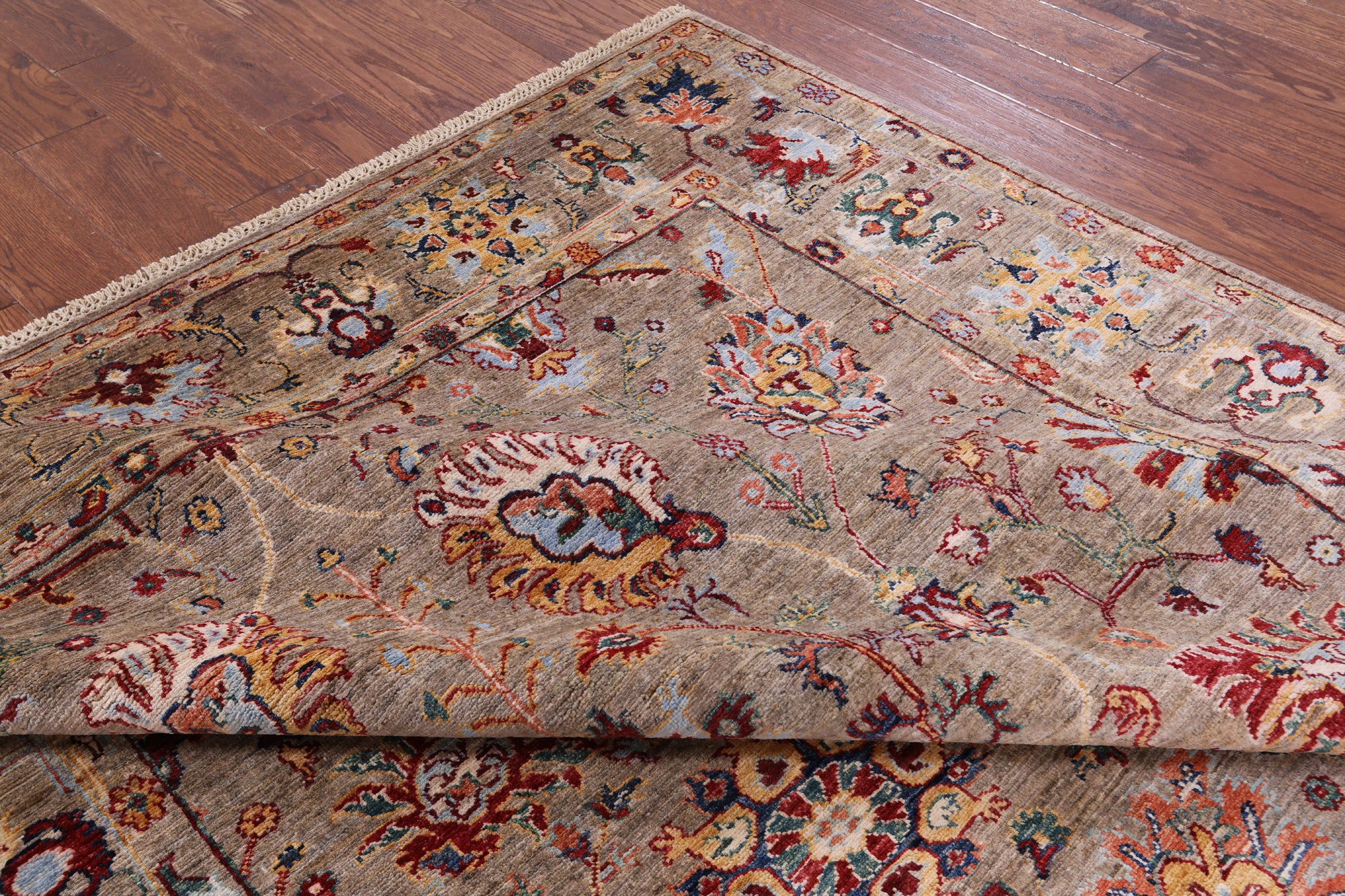 Peshawar Hand Knotted Wool Rug - 6' 8" X 9' 9" - Golden Nile