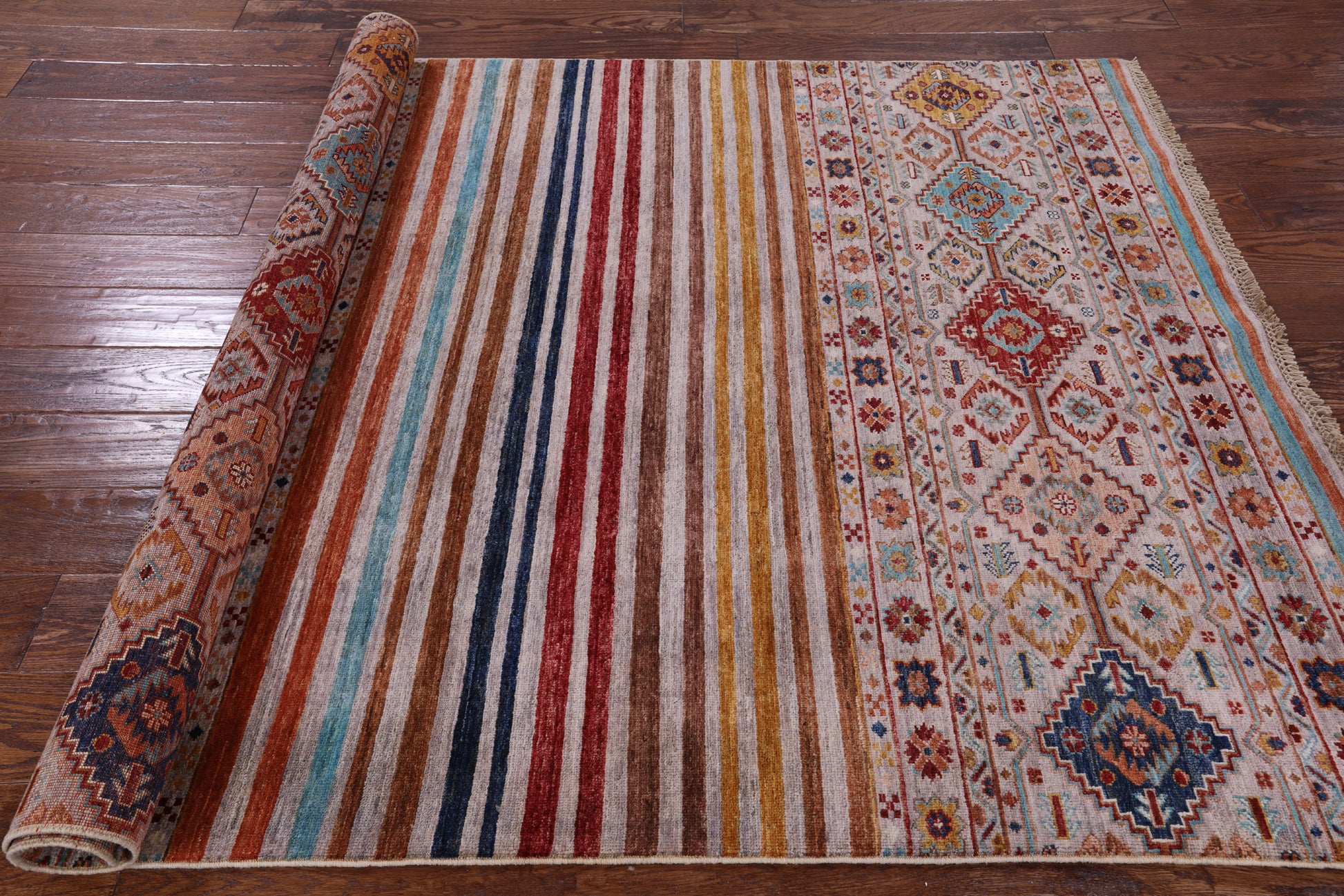Khorjin Persian Gabbeh Hand Knotted Wool Rug - 5' 0" X 6' 6" - Golden Nile