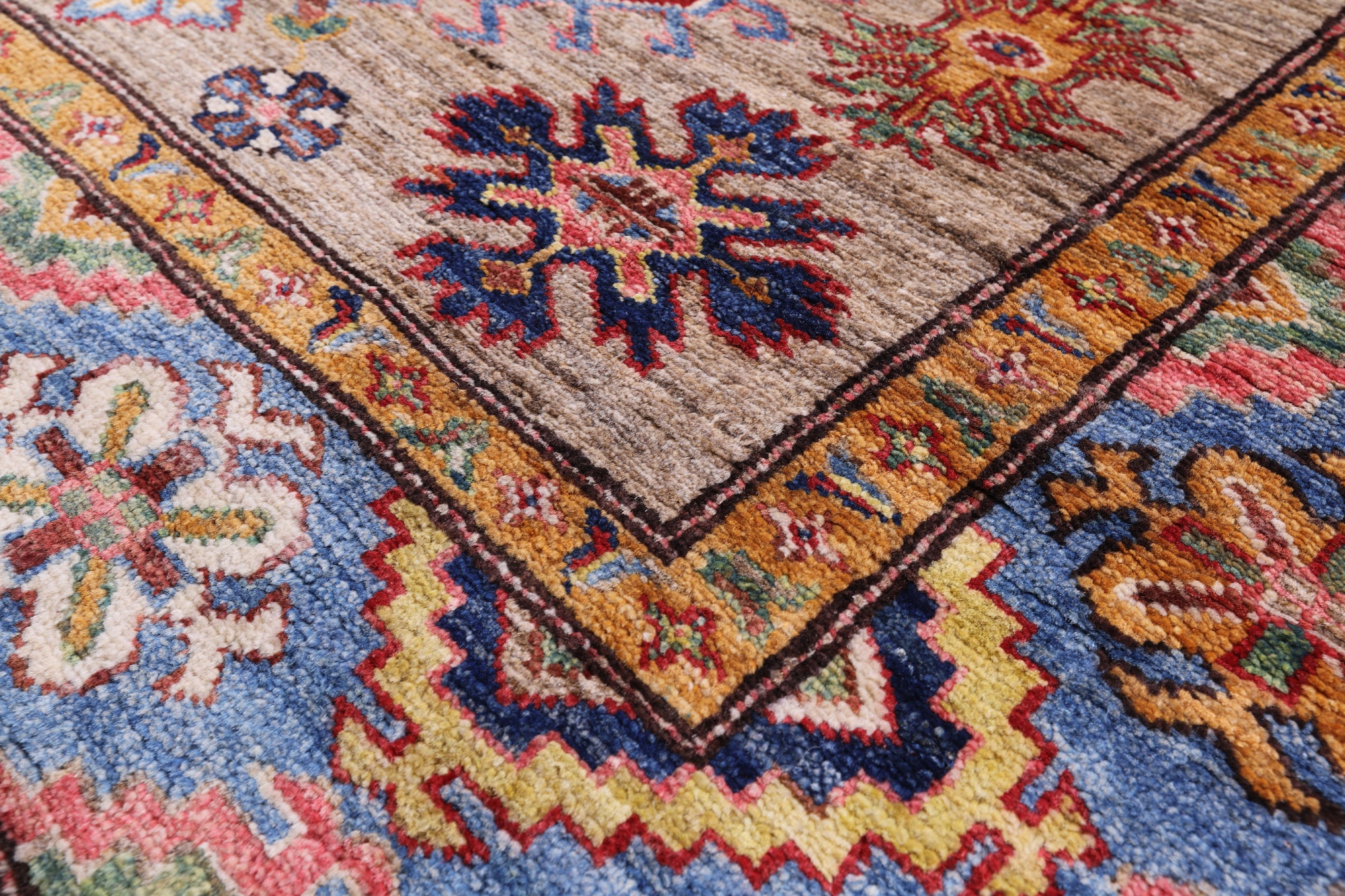 Super Kazak Handmade Wool Rug - 3' 11" X 5' 9" - Golden Nile