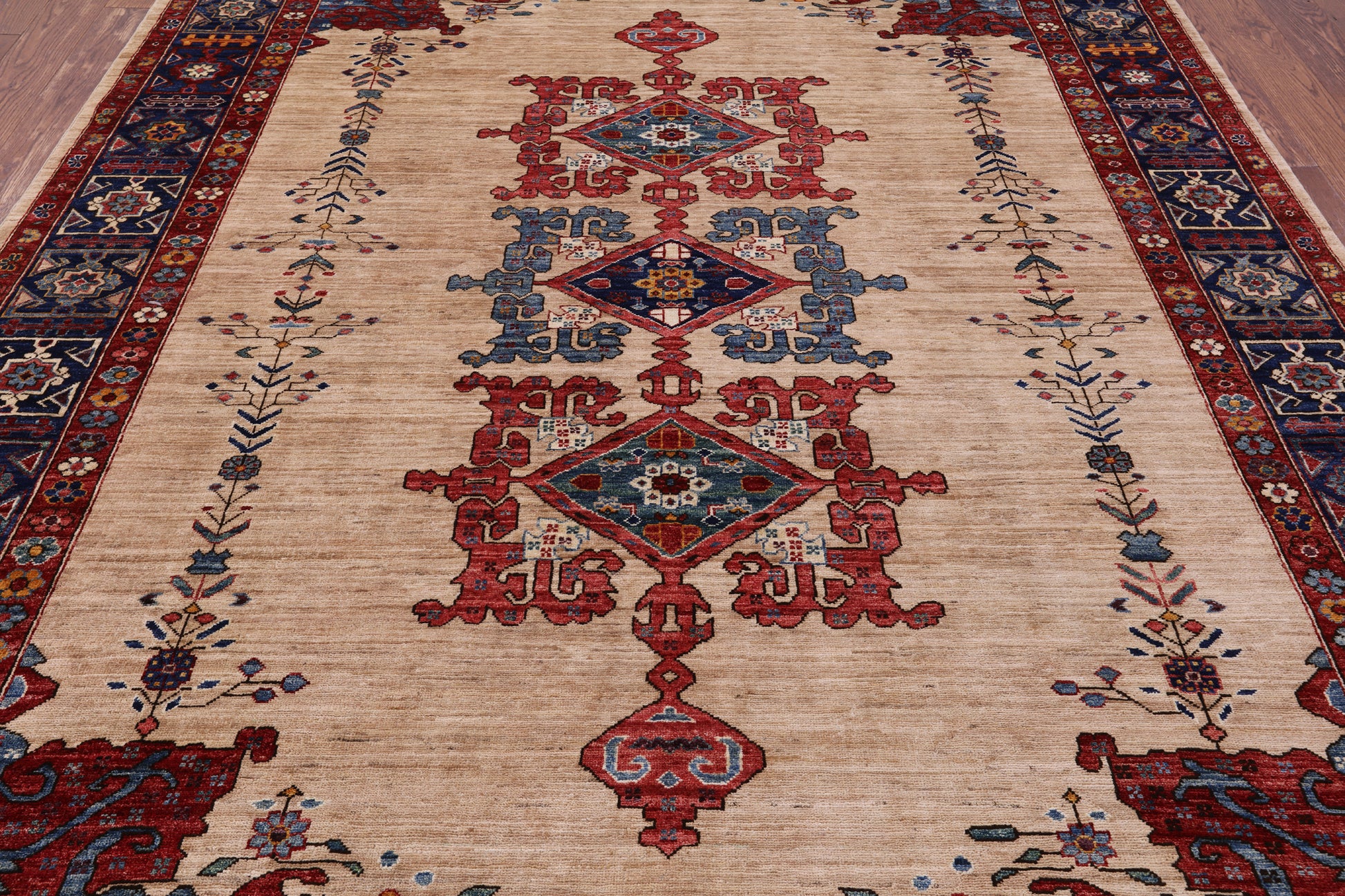 Ivory Persian Fine Serapi Hand Knotted Wool Rug - 7' 10" X 9' 9" - Golden Nile