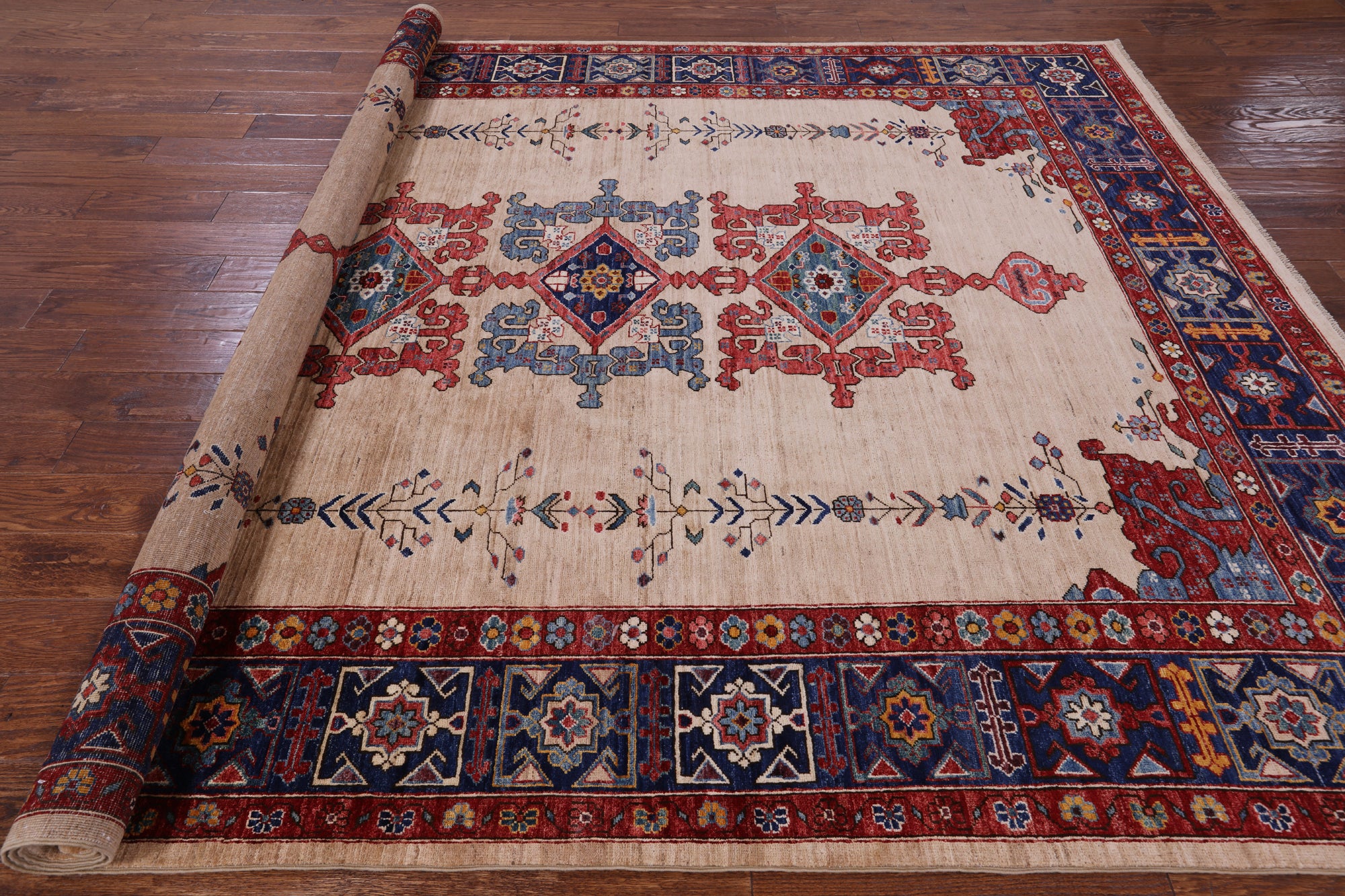 Ivory Persian Fine Serapi Hand Knotted Wool Rug - 7' 10" X 9' 9" - Golden Nile