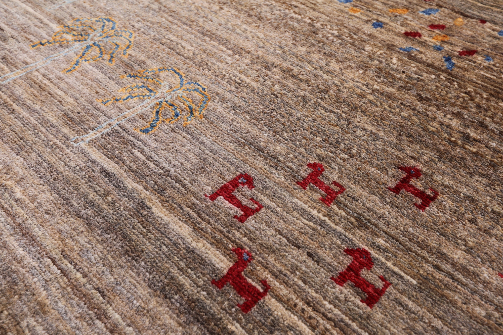 Tribal Persian Gabbeh Hand Knotted Wool Rug - 5' 6" X 7' 9" - Golden Nile