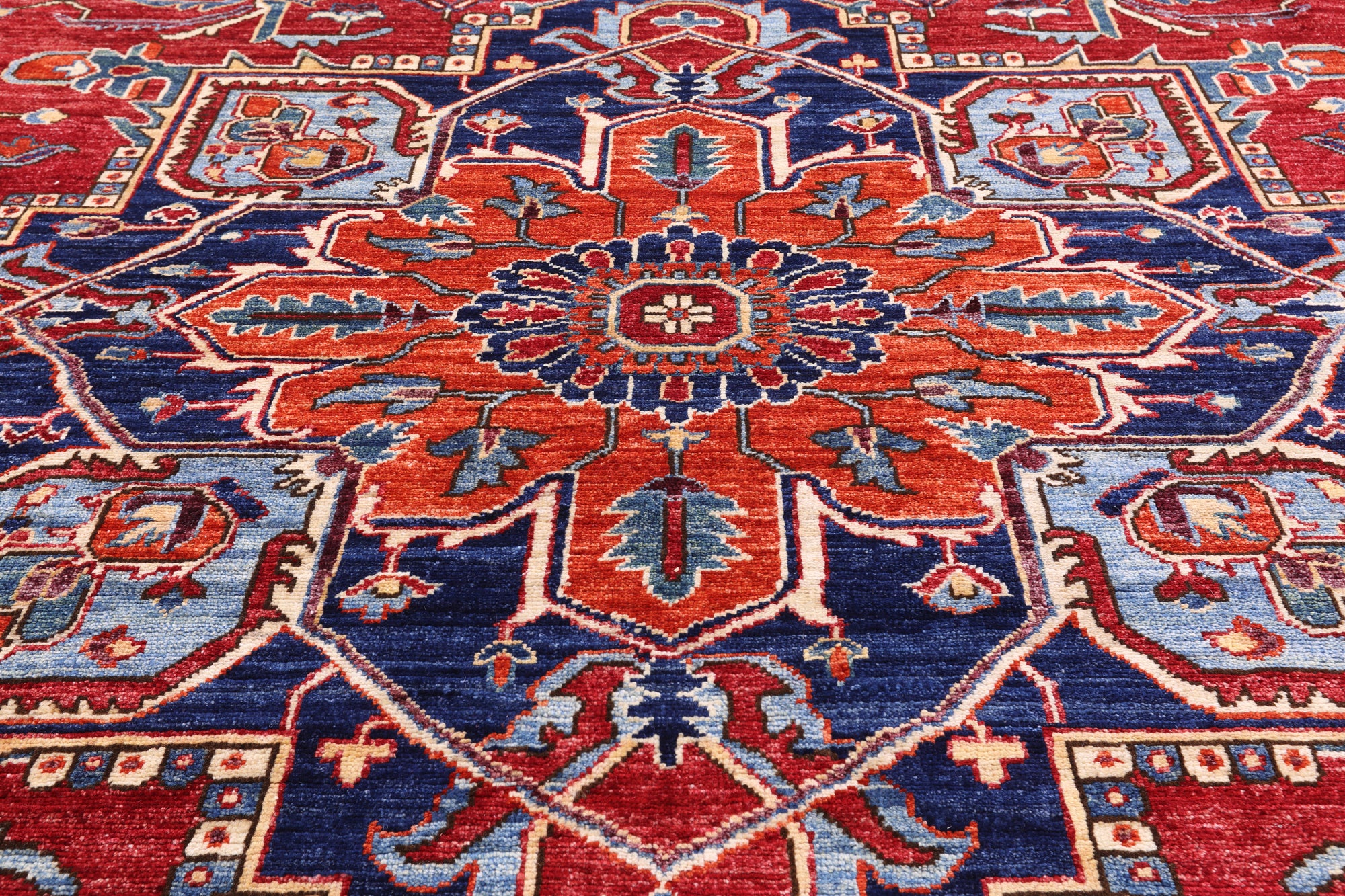 Red Persian Fine Serapi Hand Knotted Wool Rug - 8' 11" X 11' 9" - Golden Nile